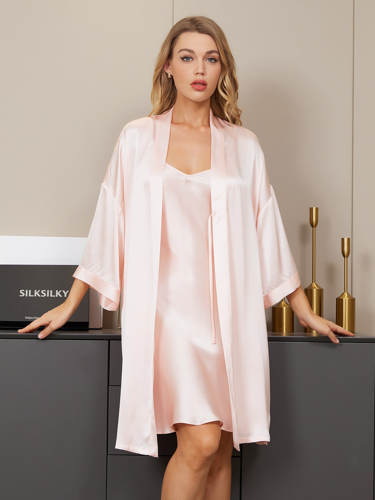 [Vaalea Pinkki] SilkSilky-FI Nightgown&Robe Set 004