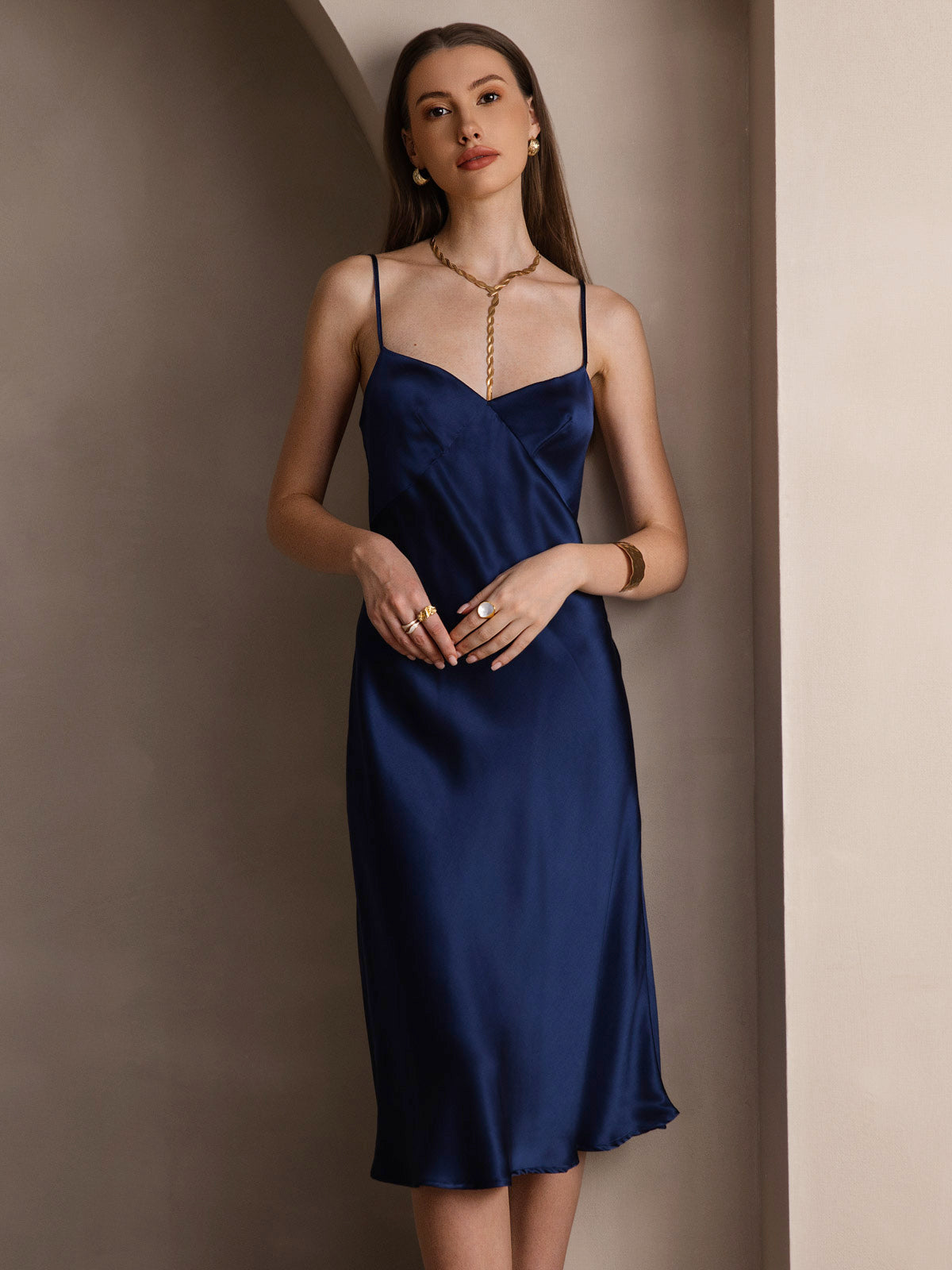 [Tummansininen] SilkSilky-FI 19Momme Dress 004
