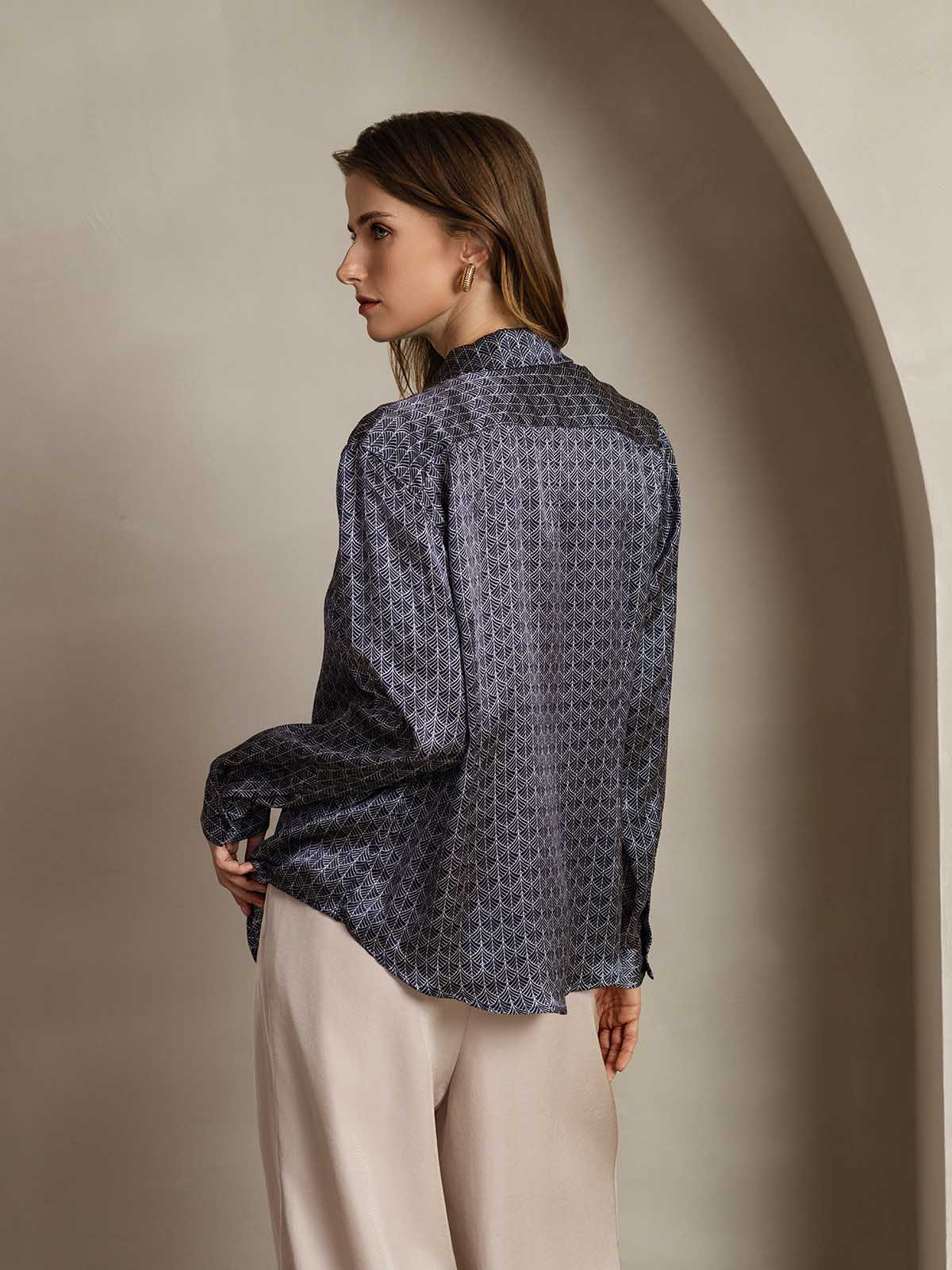 [Laivasto Ginkgo] SilkSilky-FI Lapel Collar Naisten paita 002