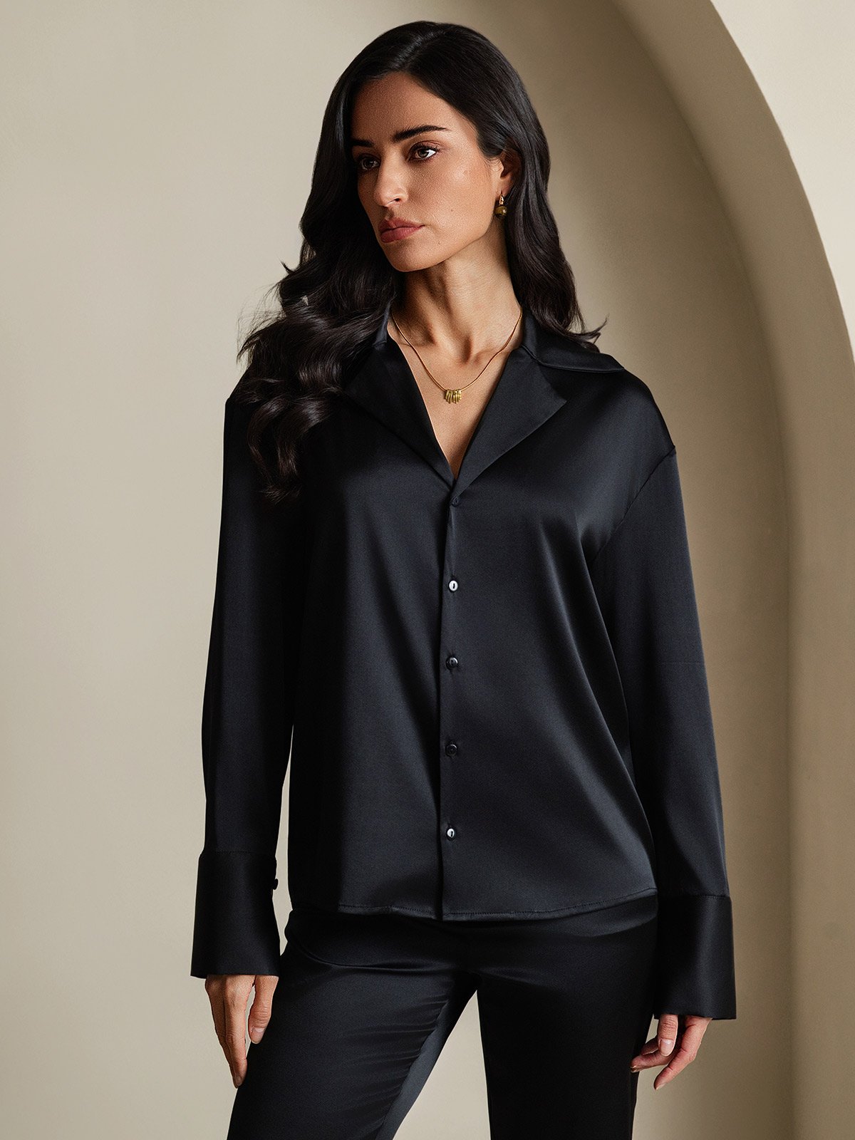 SilkSilky-FI 19Momme Womens Shirt Musta 004