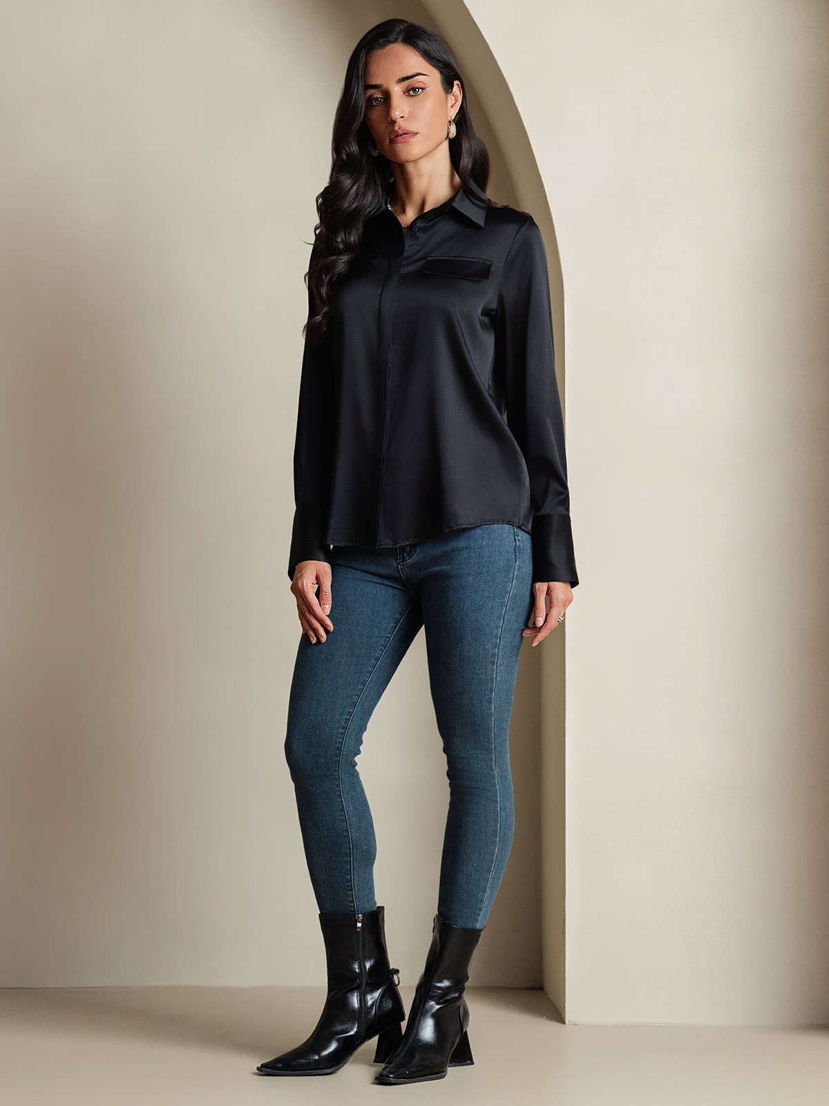 SilkSilky-FI 19Momme Womens Shirt Musta 008