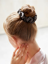 [Musta] SilkSilky-FI Scrunchie 005
