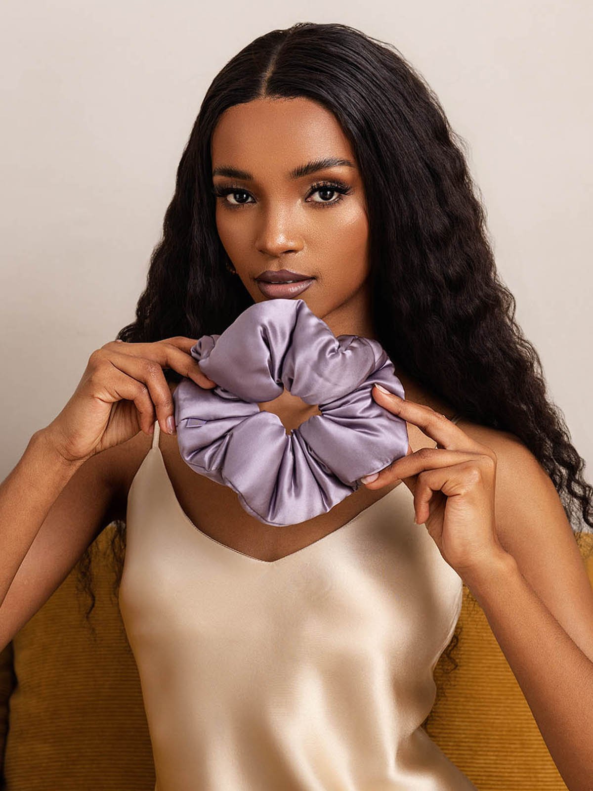 [Tumma Violetti] SilkSilky-FI Scrunchie 005