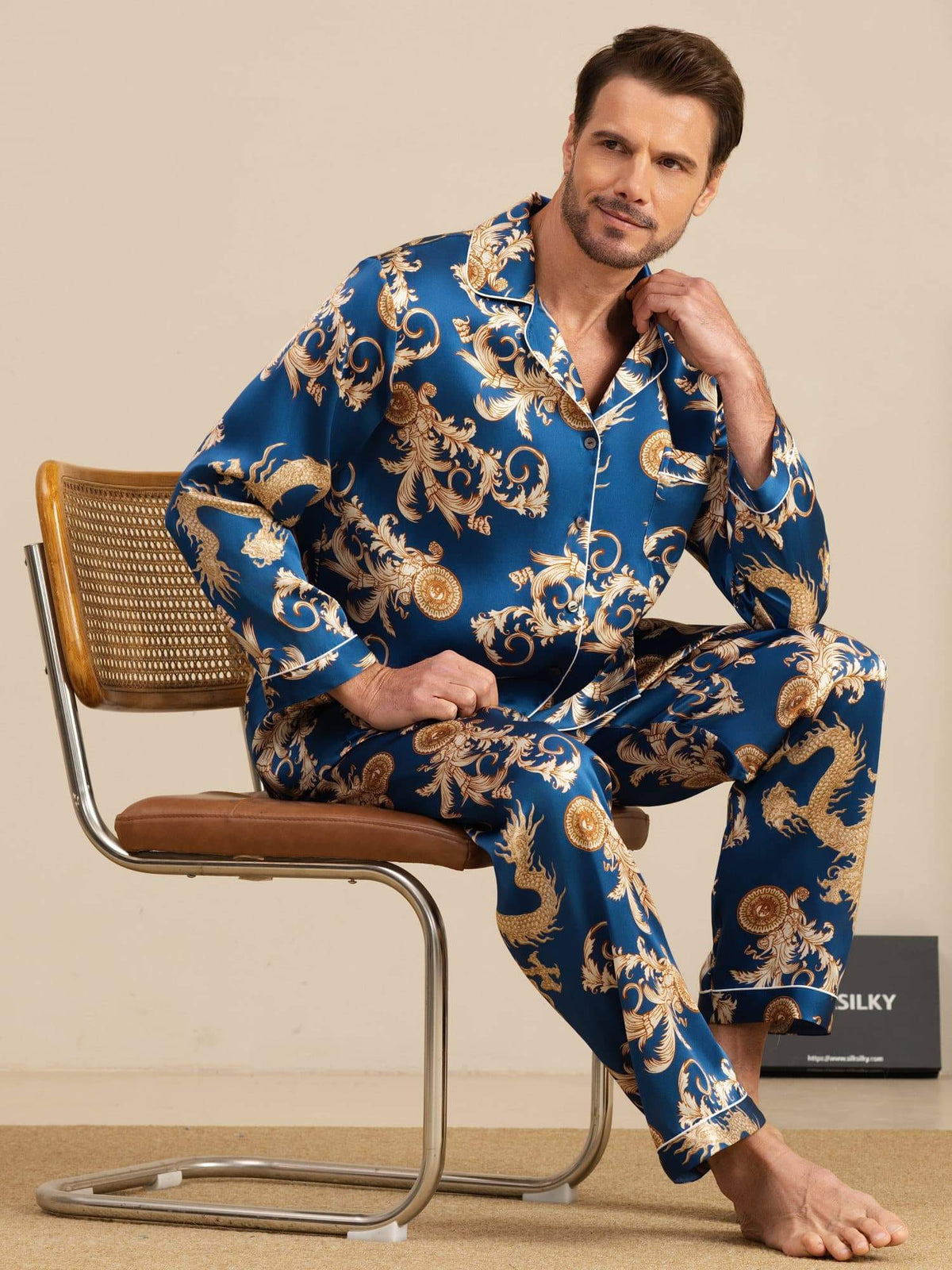[Navy Lohikäärme] SilkSilky-FI Long Sleeve Notkokaulus Miesten Pyjamat 001