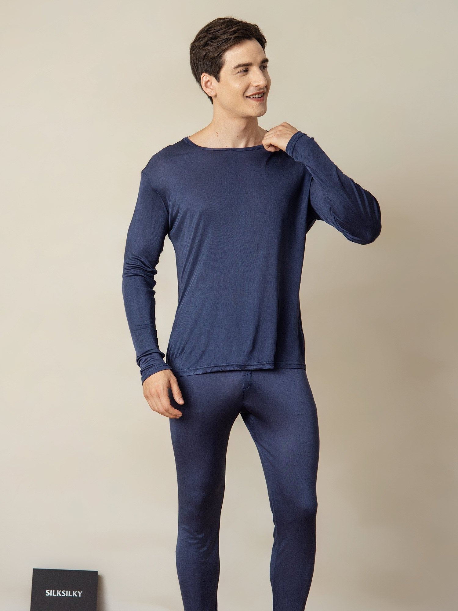 [Tummansininen] SilkSilky-FI Mens Pajamas 003