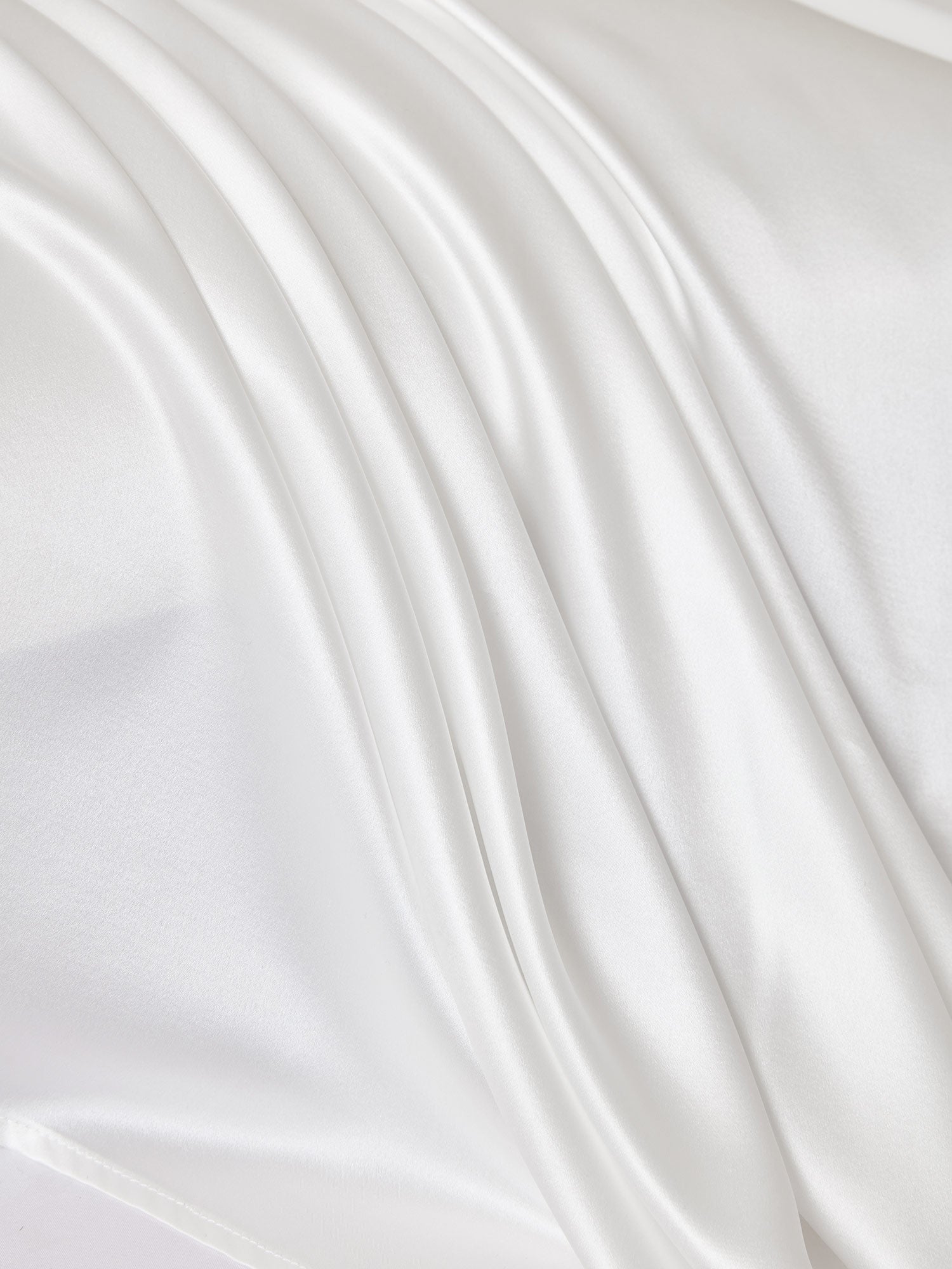 [VaaleanHarmaa+Valkoinen] SilkSilky-FI 19Momme Bedding Set 002,