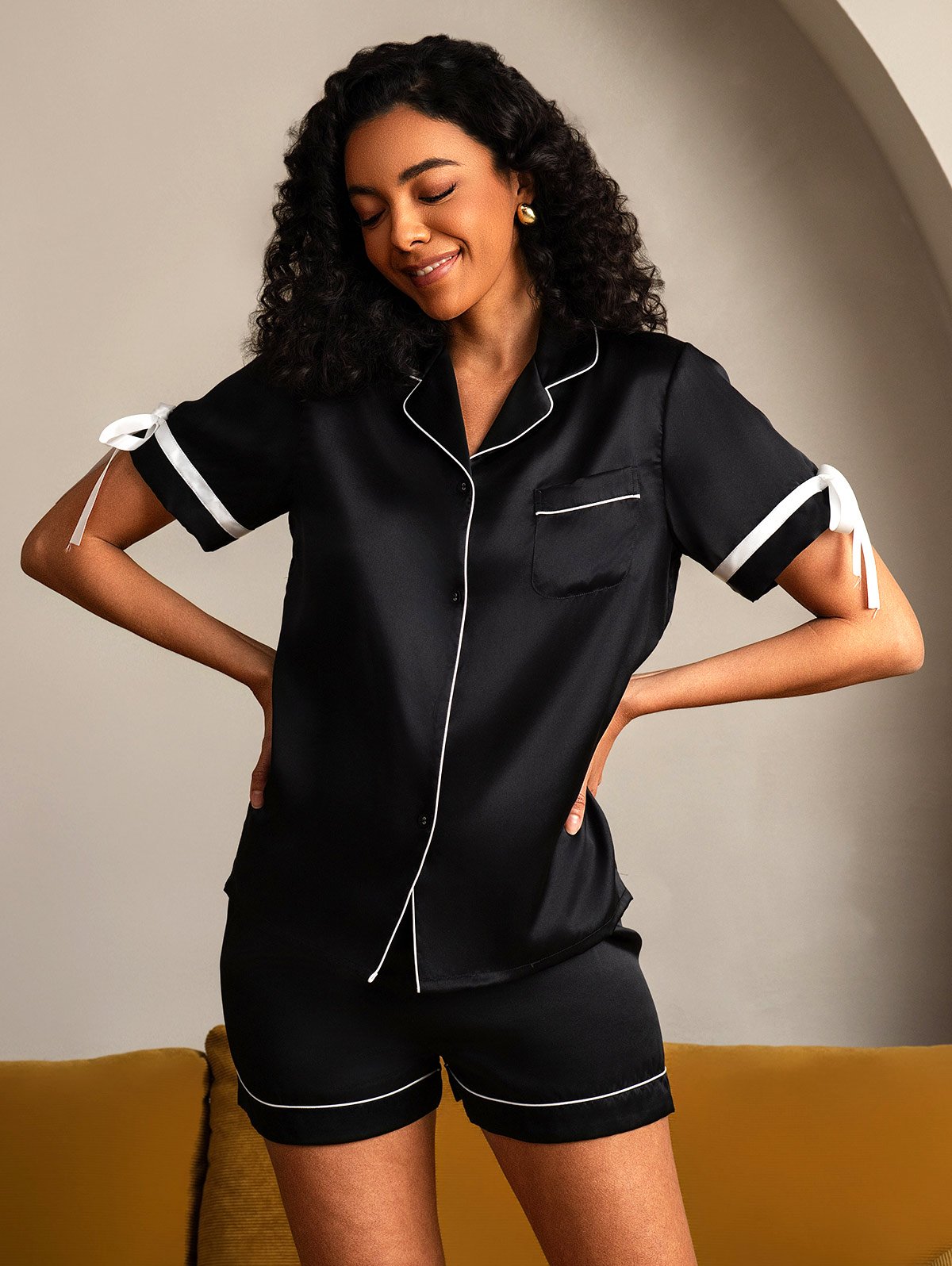 [Musta] SilkSilky-FI Pure Silk Short Sleeve Lapel Naisten Pyjamat 001