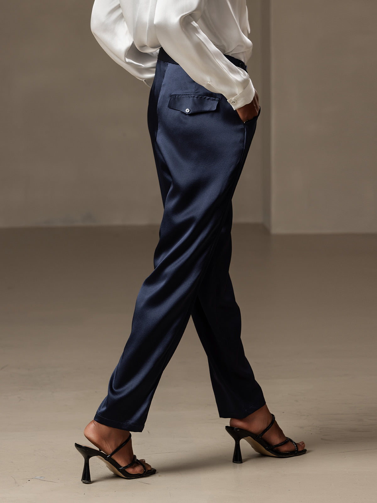 [Tummansininen] SilkSilky-FI 19Momme Womens Pants 002