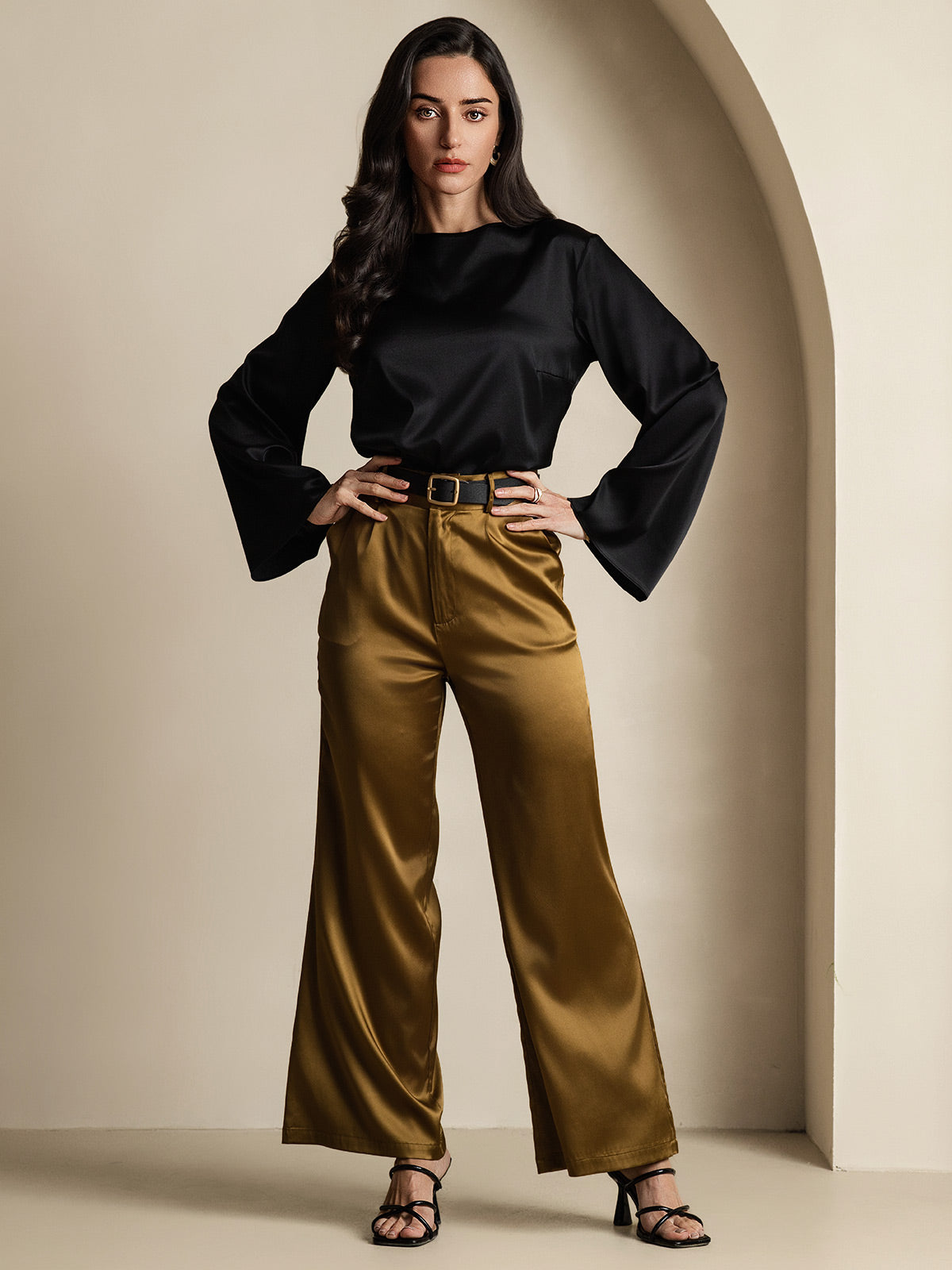 [Musta] SilkSilky-FI 19Momme Pitkähihainen Venekaula-aukko Pusero 007