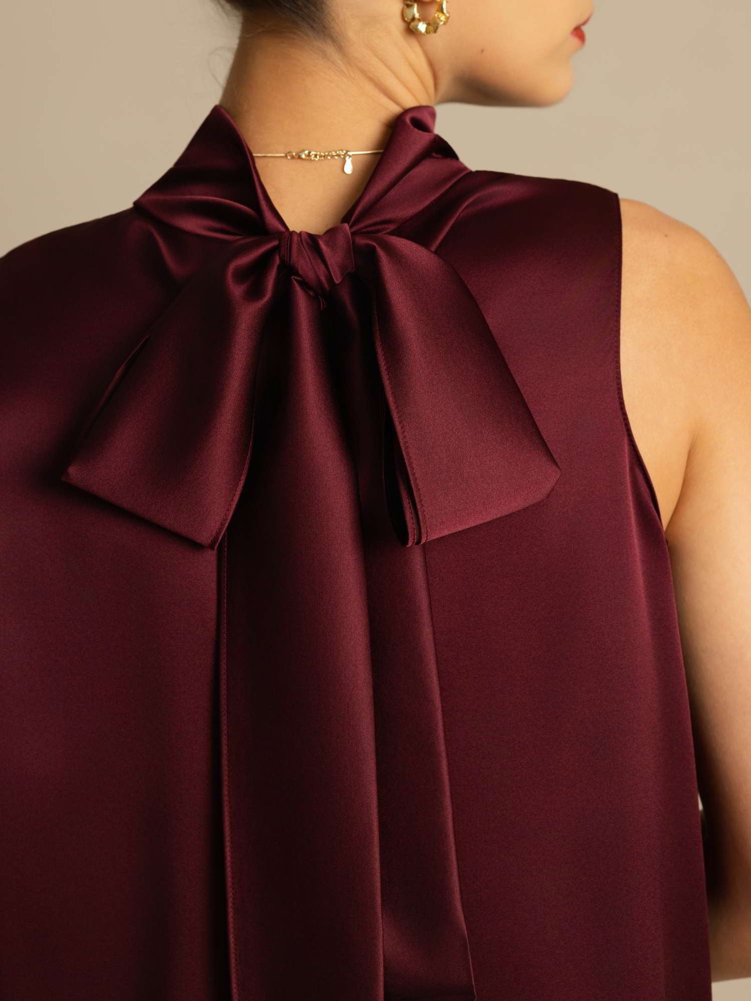 [Tummanpunainen] SilkSilky-FI 19Momme Blouse 004