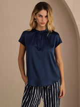 [Tummansininen] SilkSilky-FI Short Sleeve Blouse 003