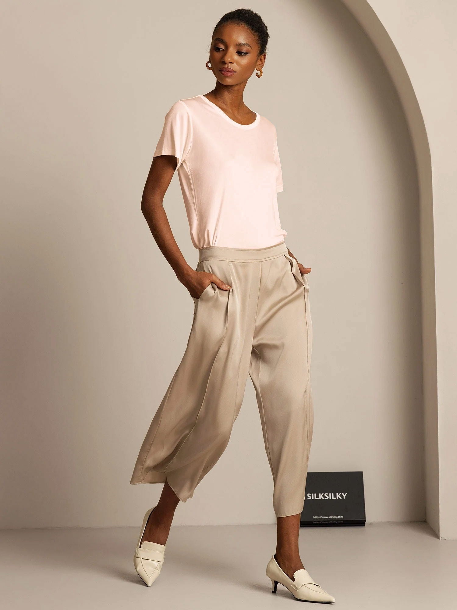 [Vaalea Pinkki] SilkSilky-FI Womens T-Shirt 006