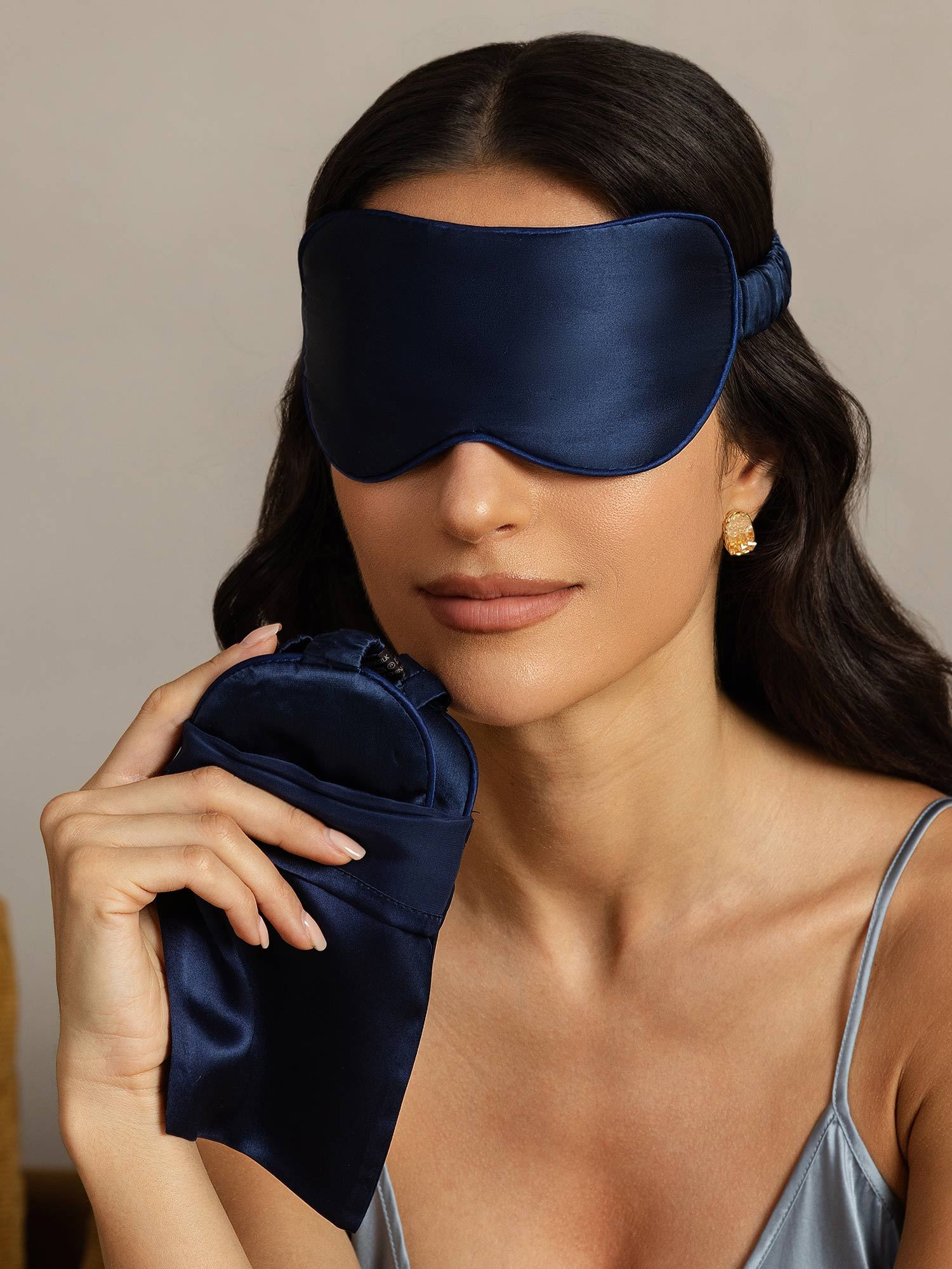 [Tummansininen] SilkSilky-FI Eye Mask 001