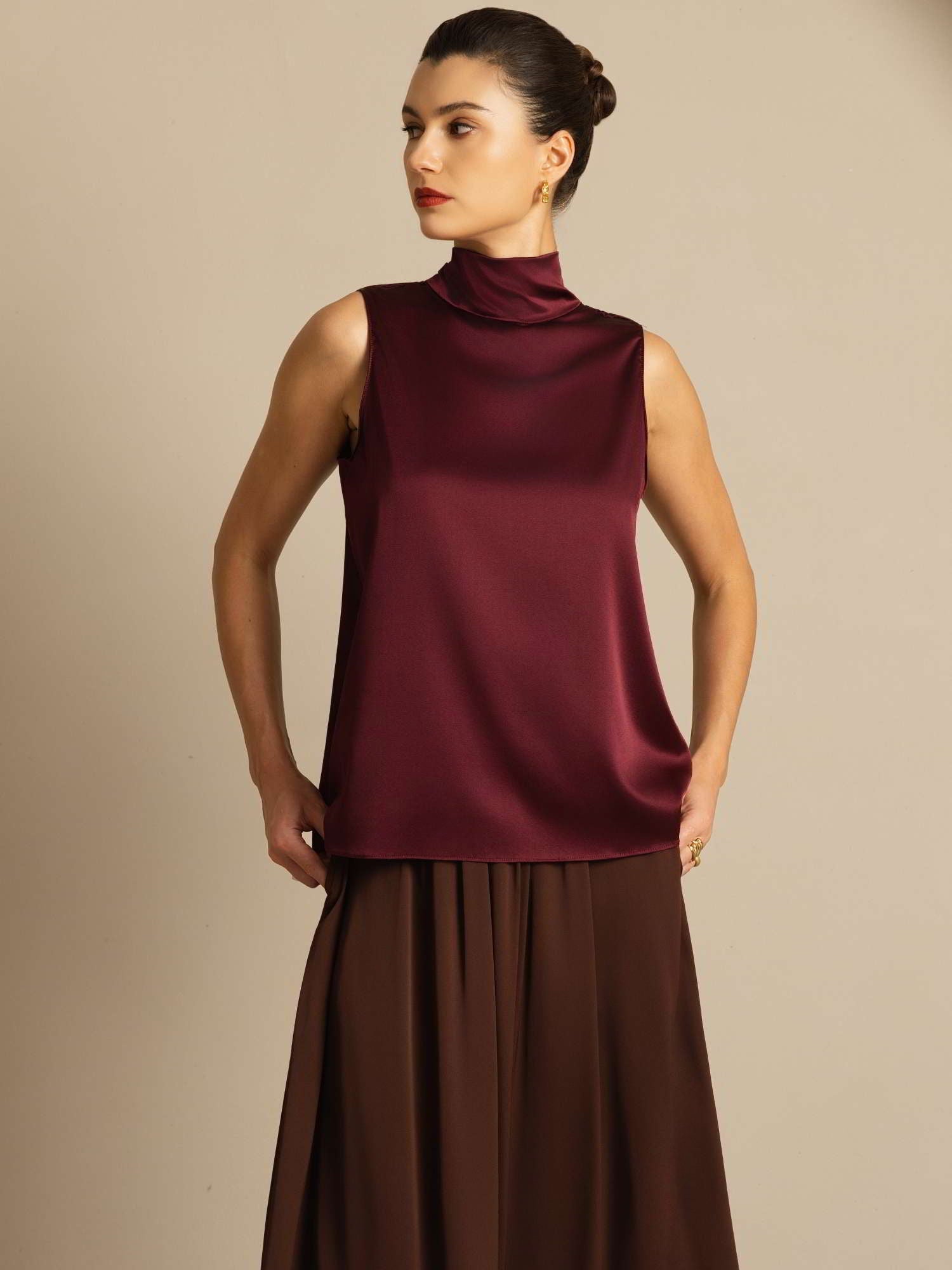 [Tummanpunainen] SilkSilky-FI 19Momme Blouse 008