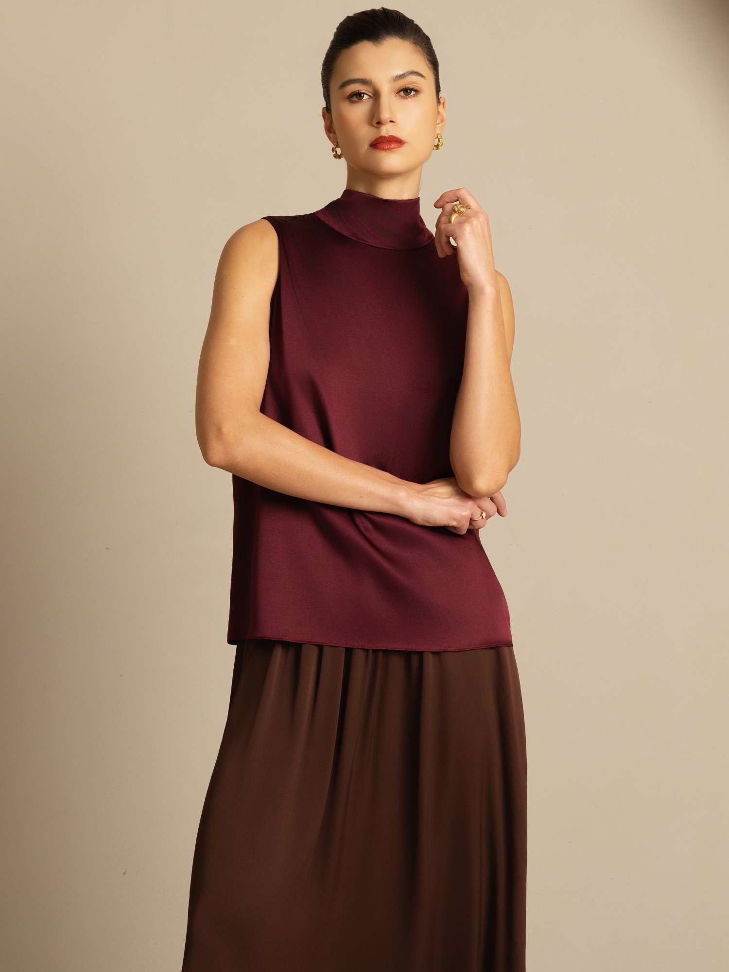 [Tummanpunainen] SilkSilky-FI 19Momme Blouse 007