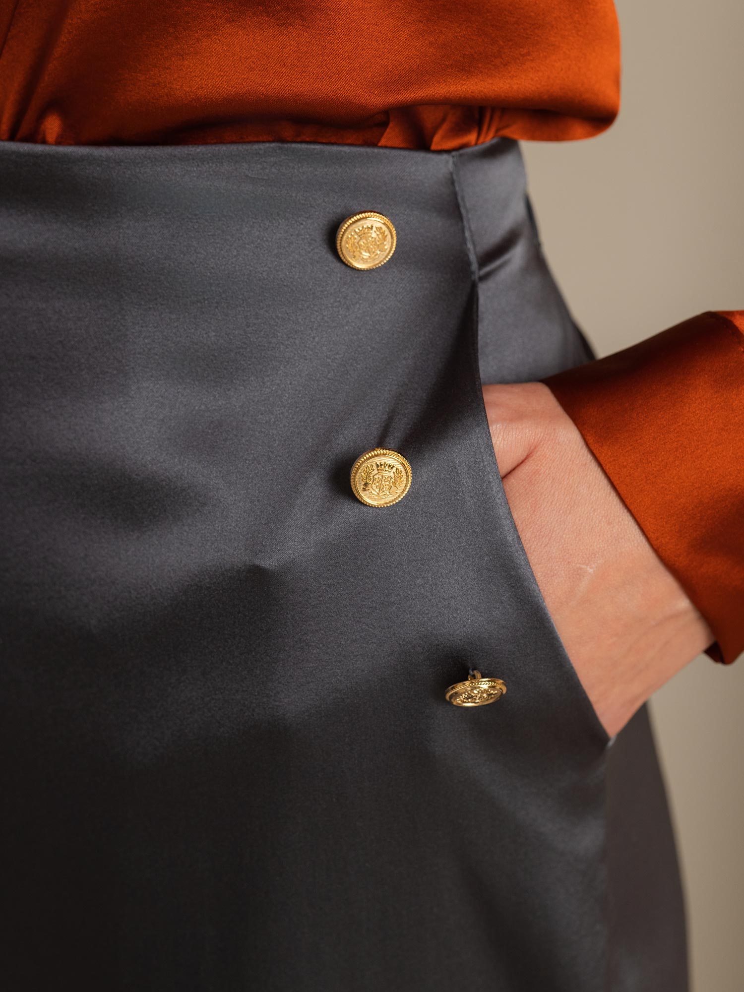 [Tumman Harmaa] SilkSilky-FI 19Momme Womens Pants 004,