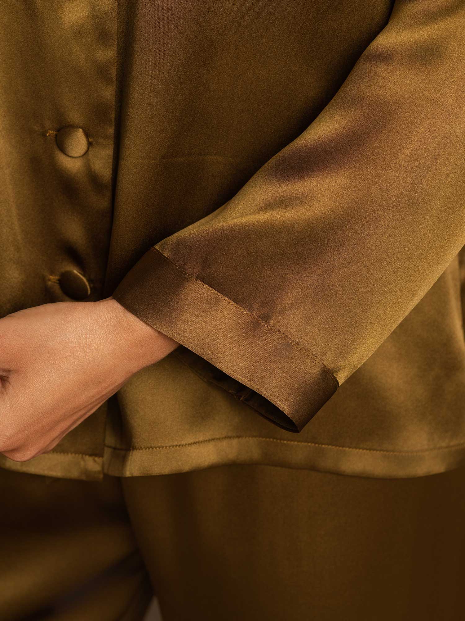 [Ruskea] SilkSilky-FI Womens Pajamas 008