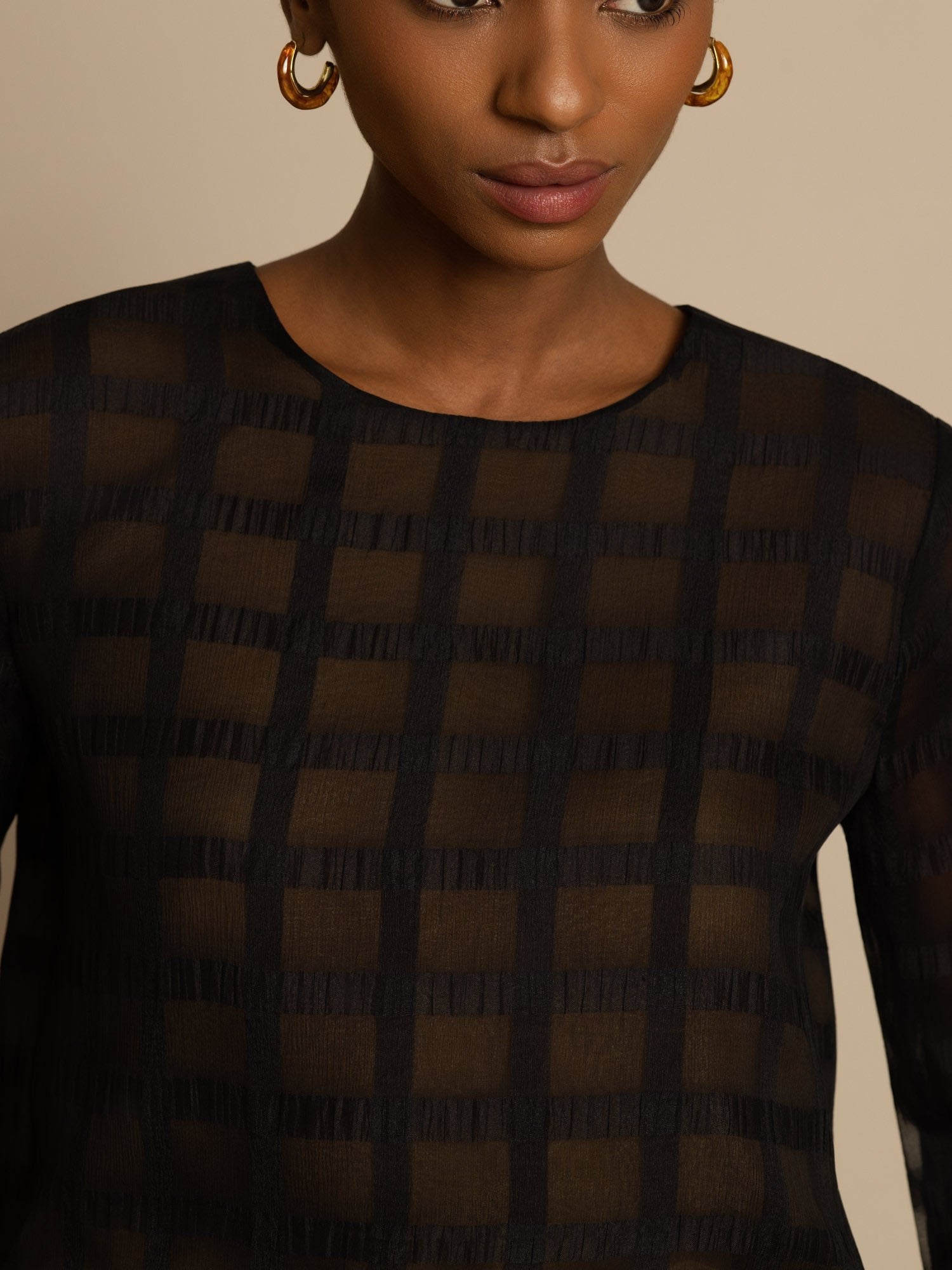 [Musta] SilkSilky-FI Blouse 004