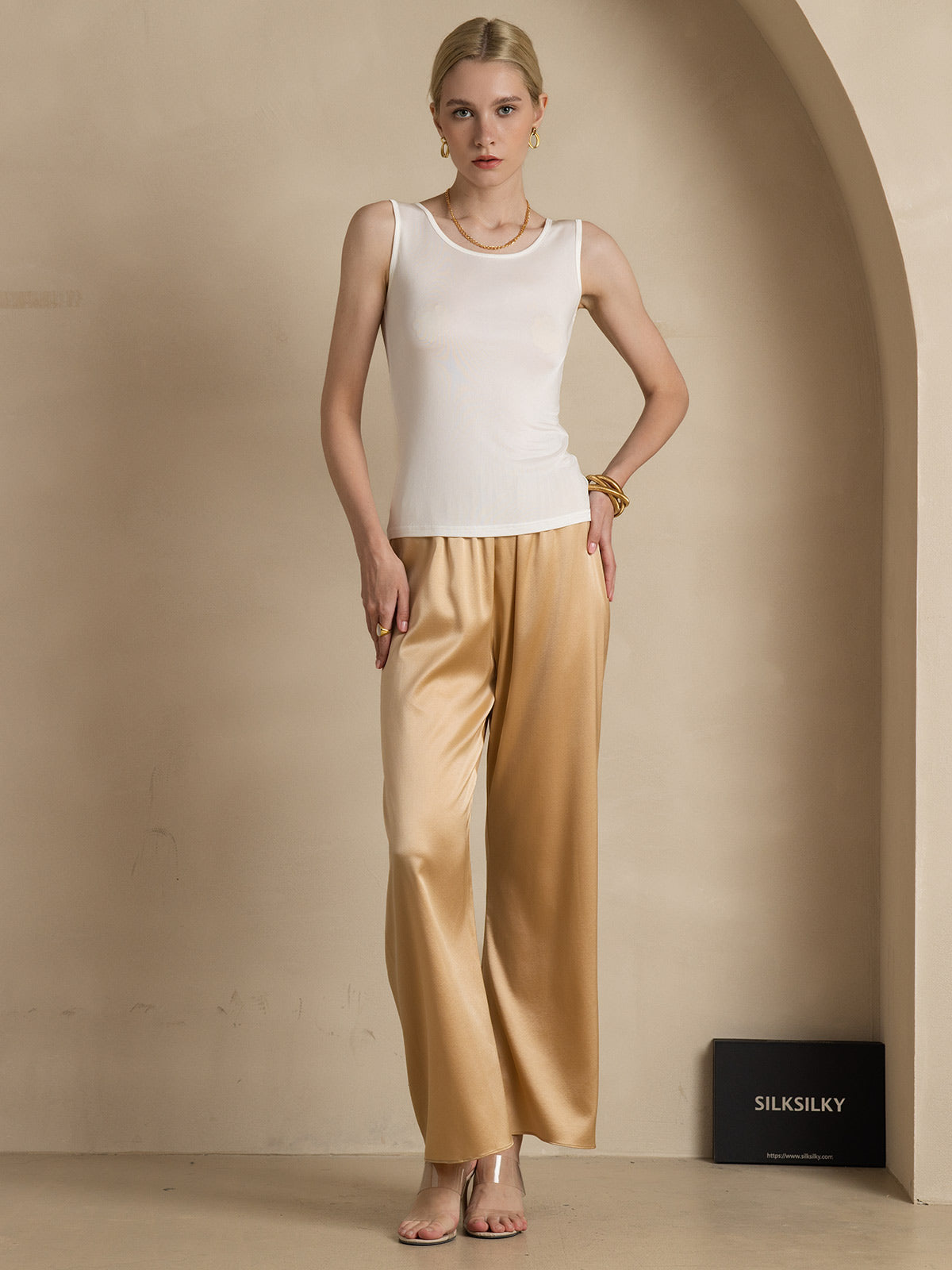 [Valkoinen] SilkSilky-FI Womens T-Shirt 007