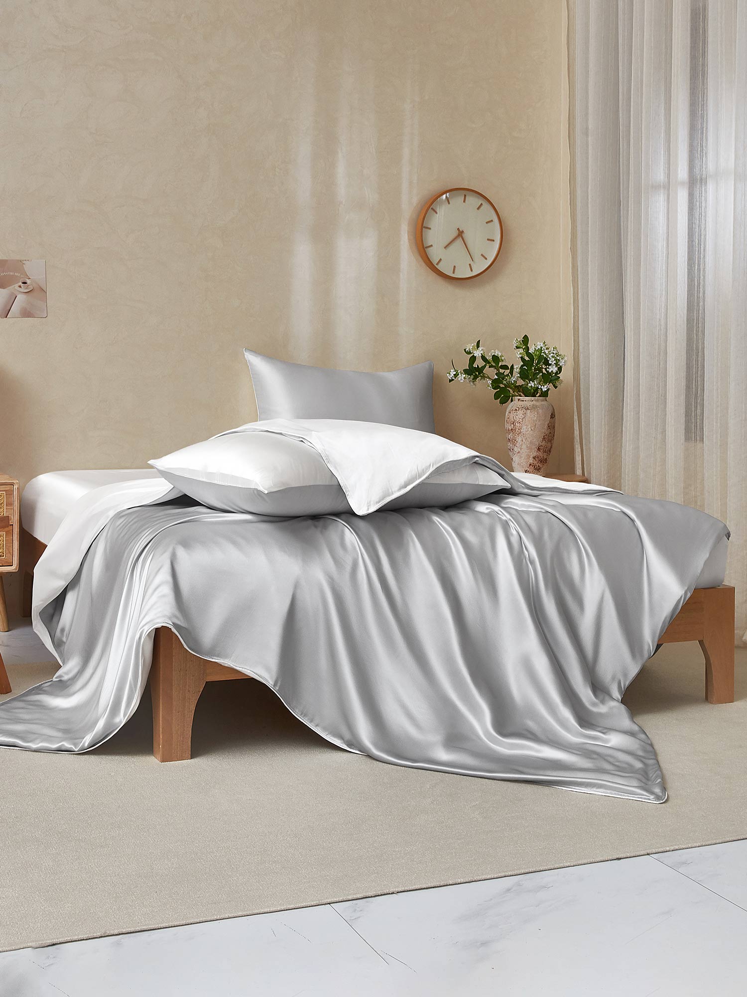 [VaaleanHarmaa+Valkoinen] SilkSilky-FI 25Momme Bedding Set 003,