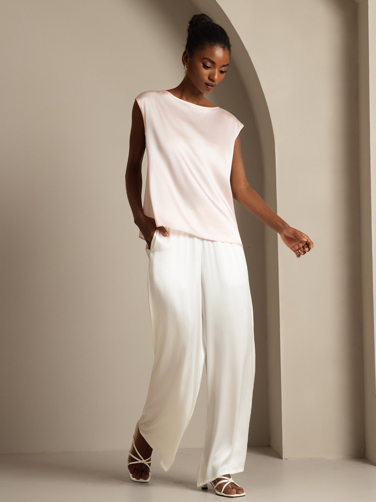 [Pinkki] SilkSilky-FI 19Momme Womens T-Shirt 004,