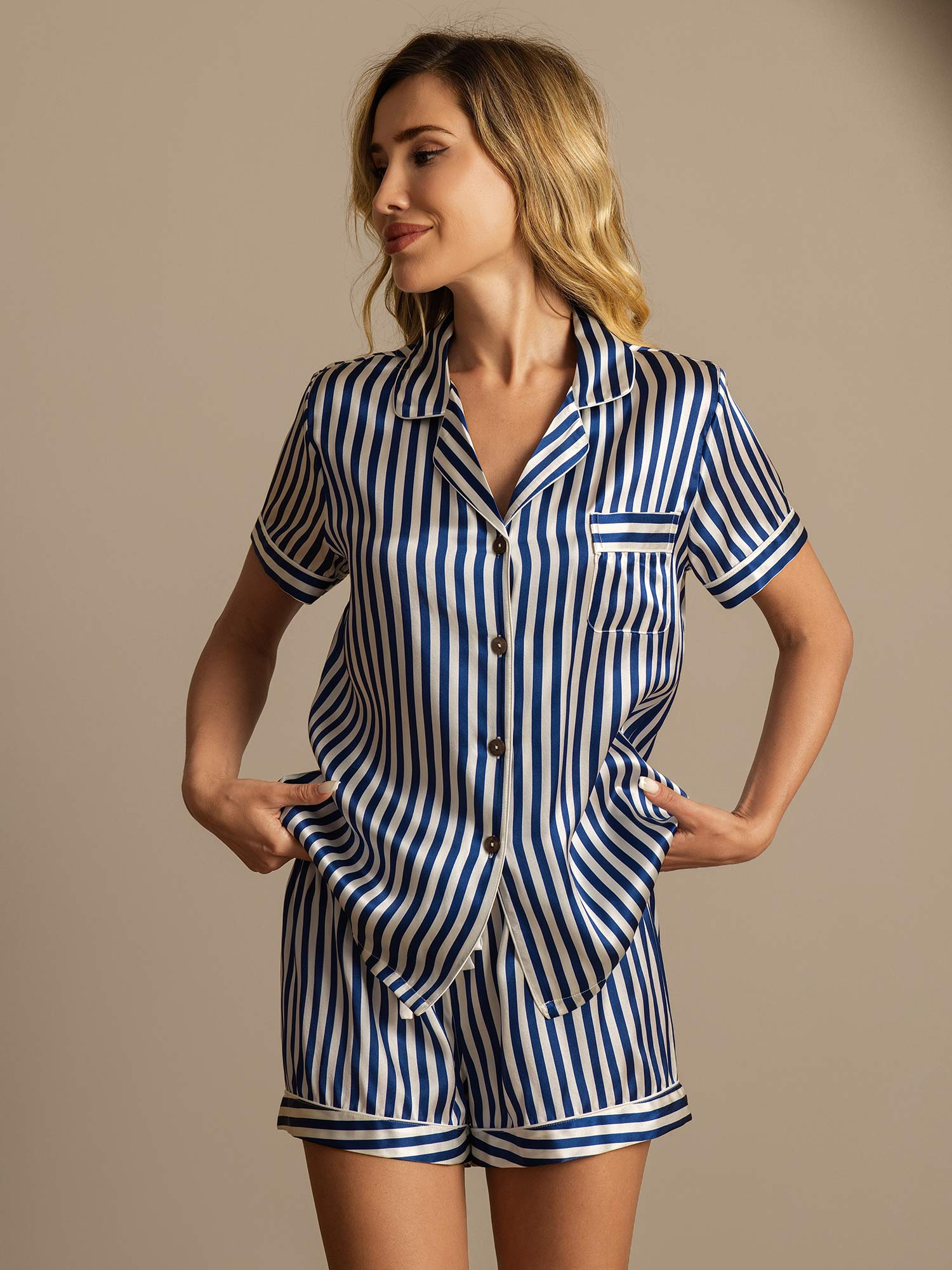 [Tummansininen] SilkSilky-FI Womens Pajamas 004,