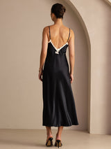 [Musta] SilkSilky-FI Spaghetti Strap V Neck Mekko 002