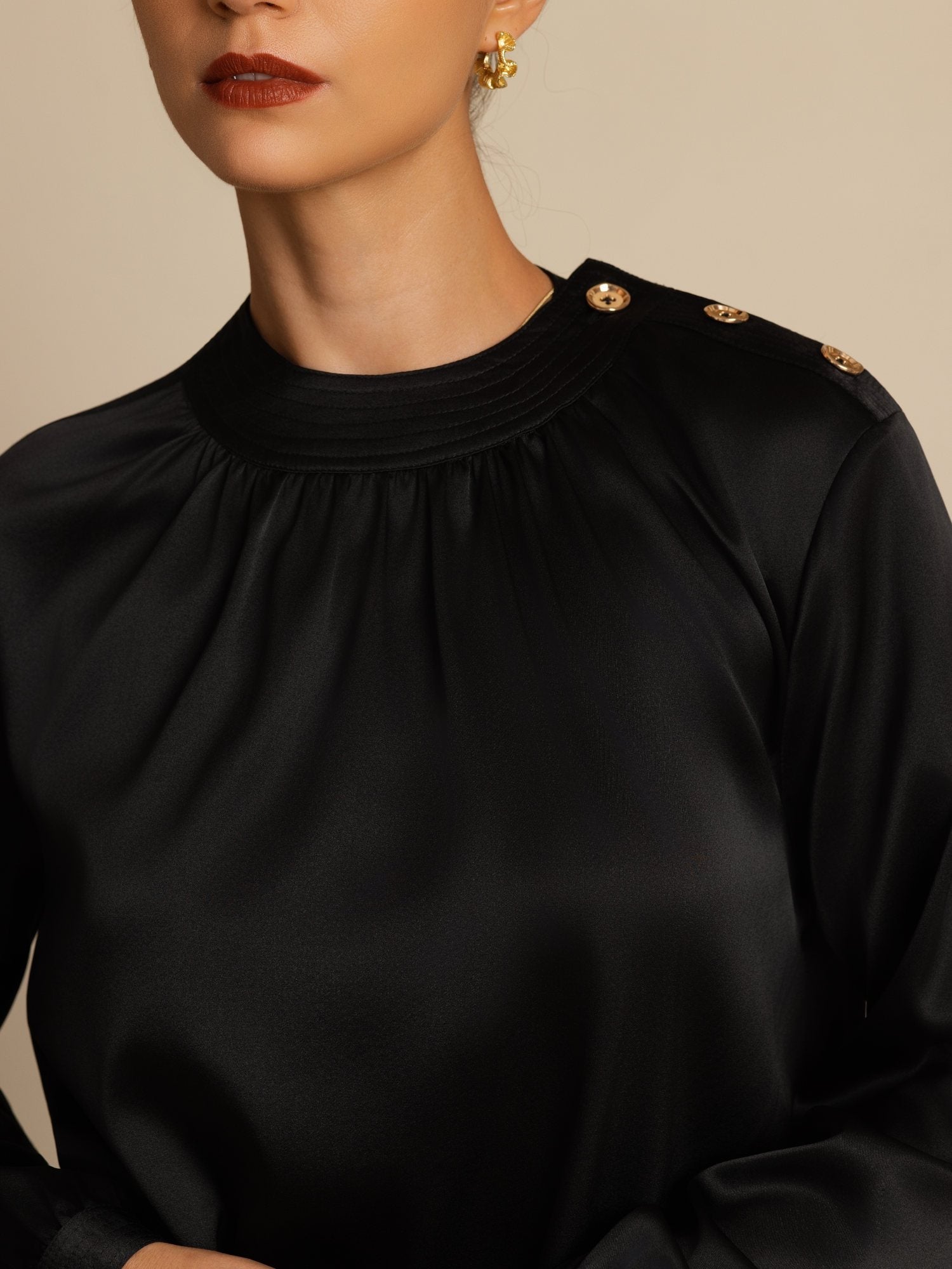 [Musta] SilkSilky-FI 19Momme Silkki Pitkähihainen Pyöreä Pääntie Pusero 005