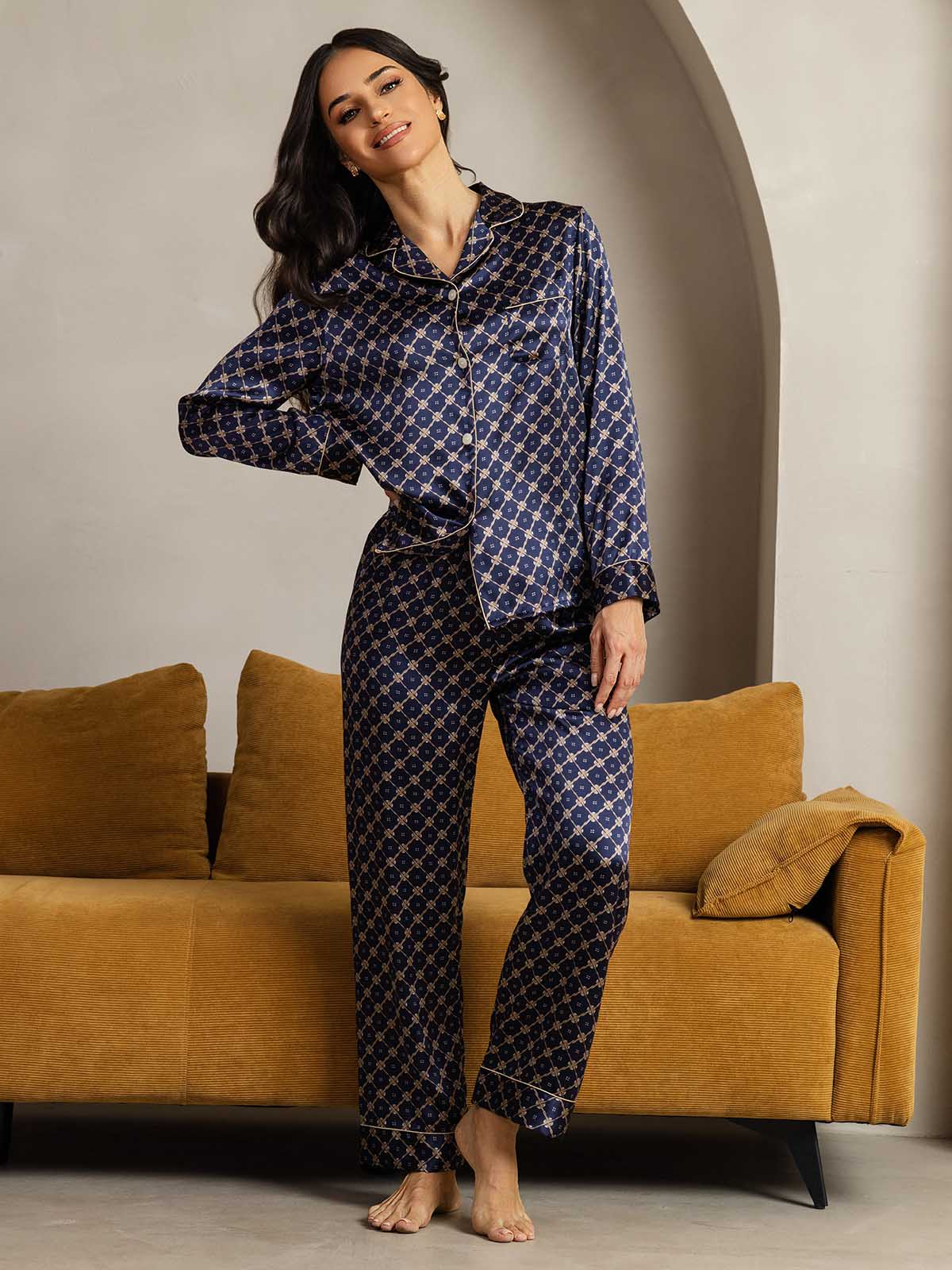 [Laivasto Ketju] SilkSilky-FI Long Sleeve Notkokaulus Naisten Pyjamat 002