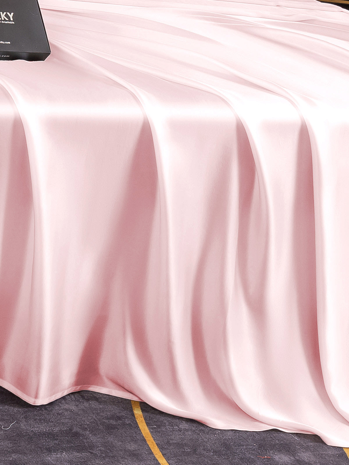 [Pinkki] SilkSilky-FI 25Momme Sheet 004