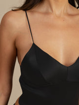 [Musta] SilkSilky-FI Spaghetti Strap V Neck Camisole Top 004