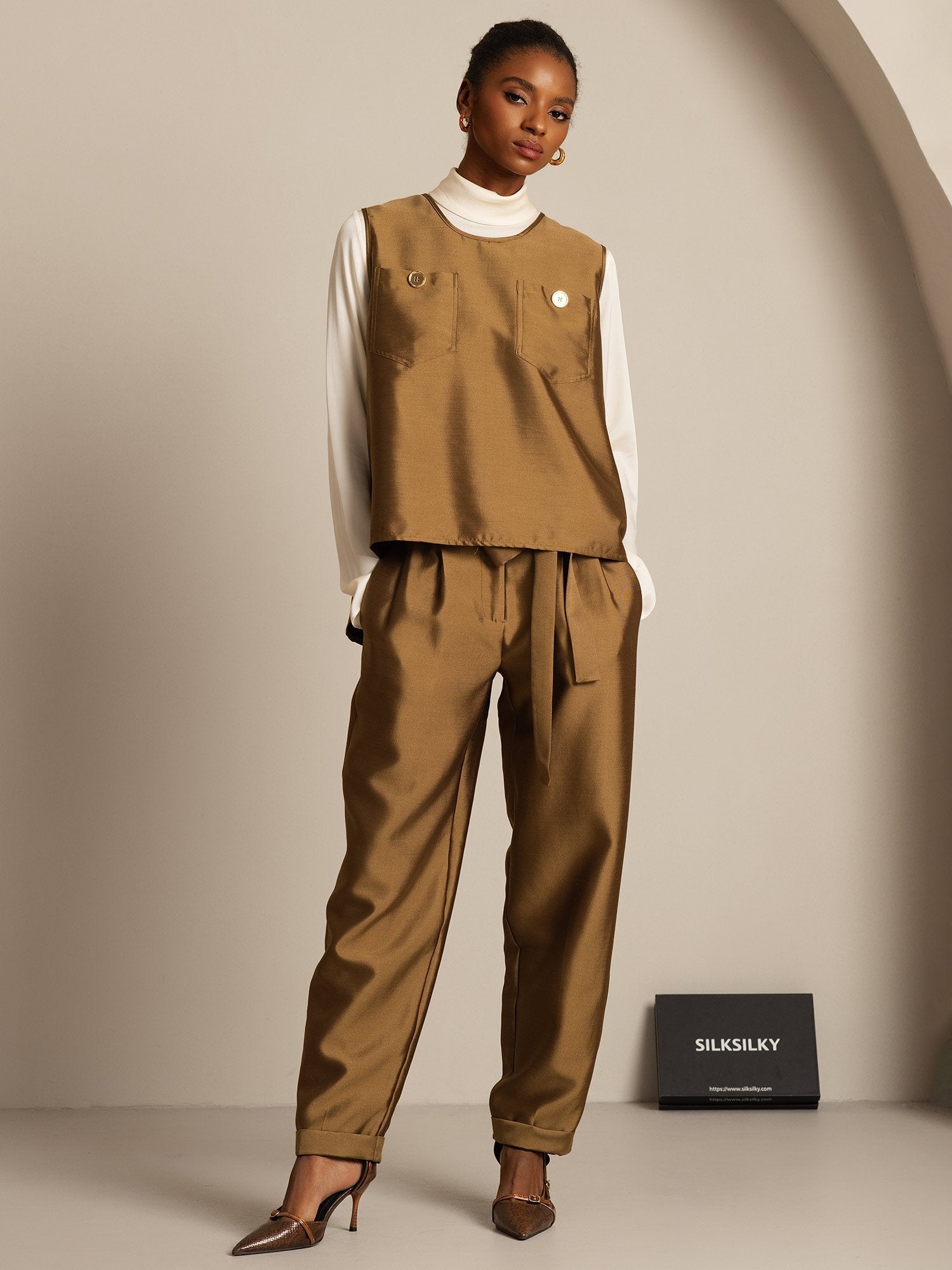 [Pronssi] SilkSilky-FI 32Momme Silk-Wool Blend Womens Vest 005,