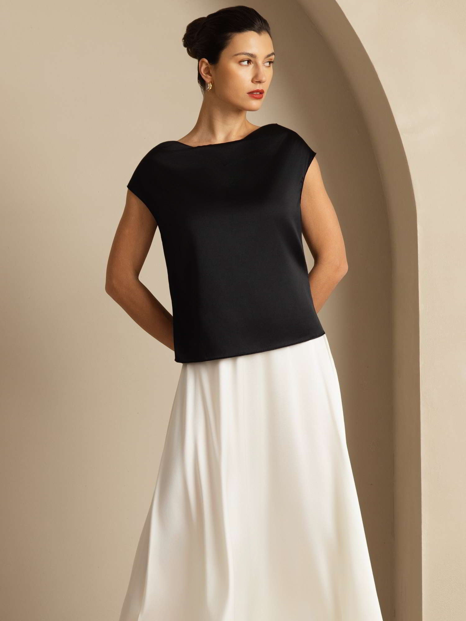 [Musta] SilkSilky-FI 19Momme Womens T-Shirt 008