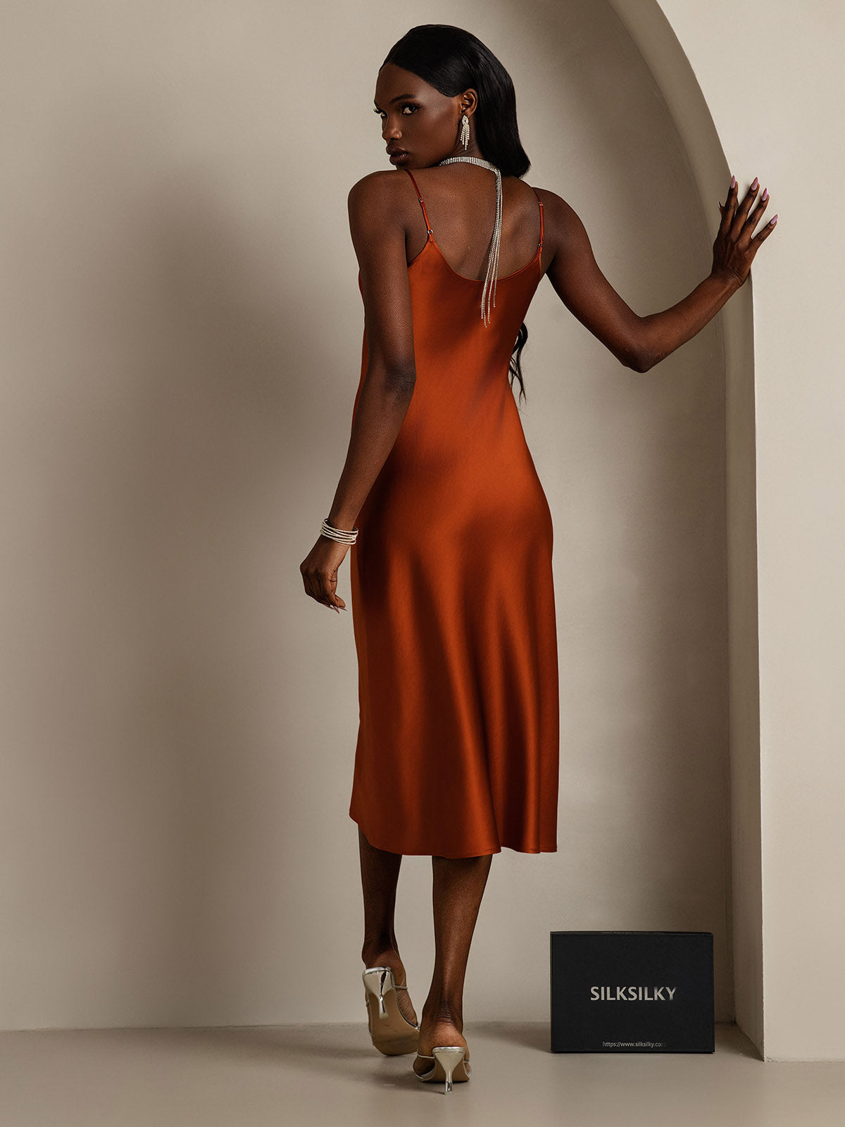[Karamelli] SilkSilky-FI Dress 002