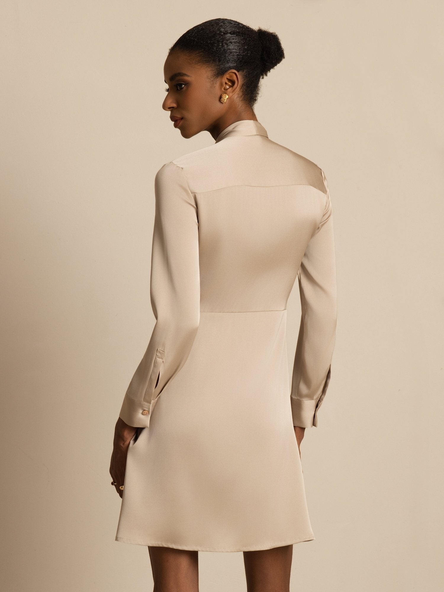 [Tan] SilkSilky-FI 19Momme Silkki Pitkähihainen Solmukaulus Mekko 002