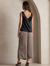 [Musta] SilkSilky-FI Sleeveless V Neck Camisole Top 002