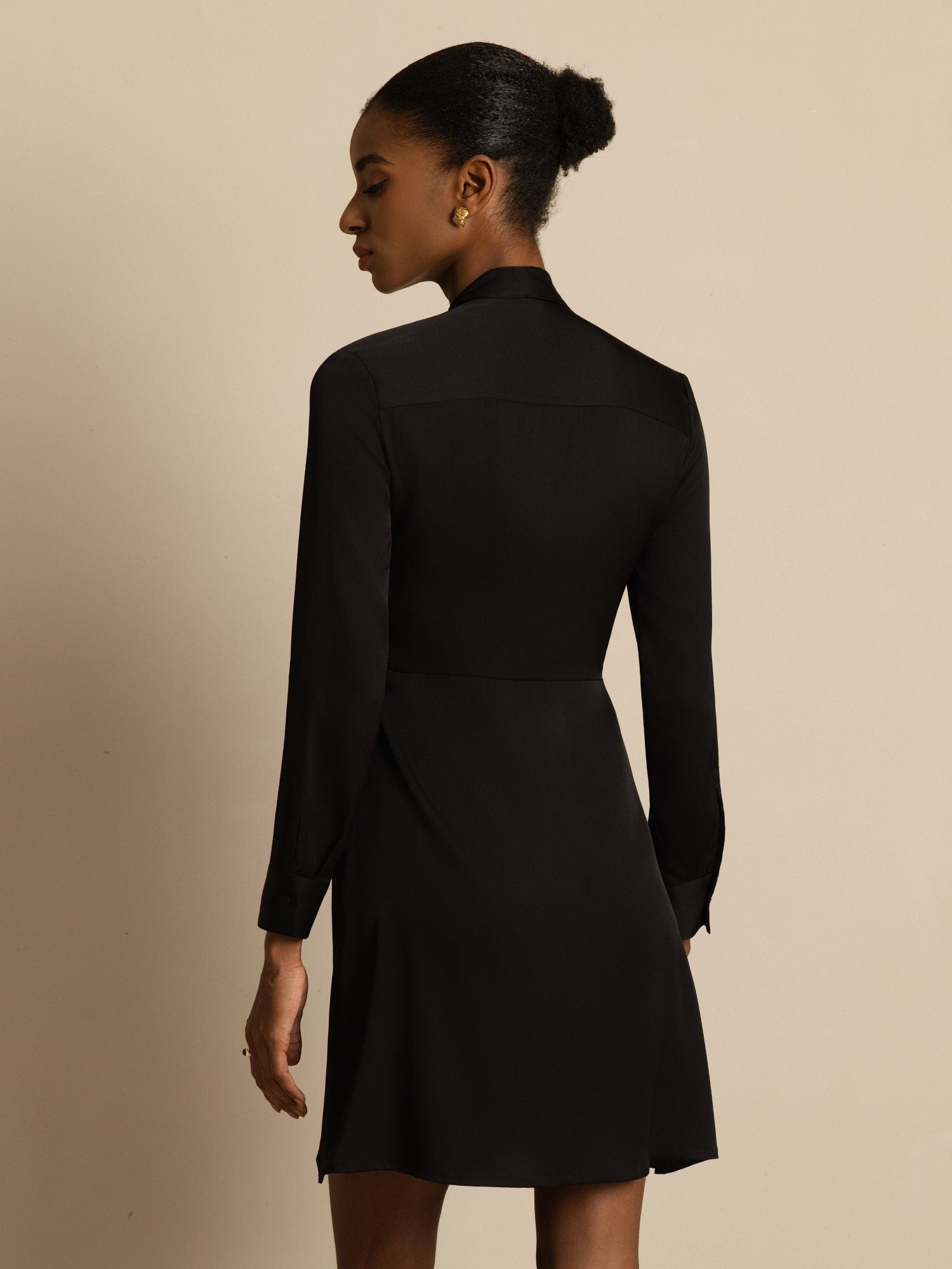 [Musta] SilkSilky-FI 19Momme Silkki Pitkähihainen Solmukaulus Mekko 002