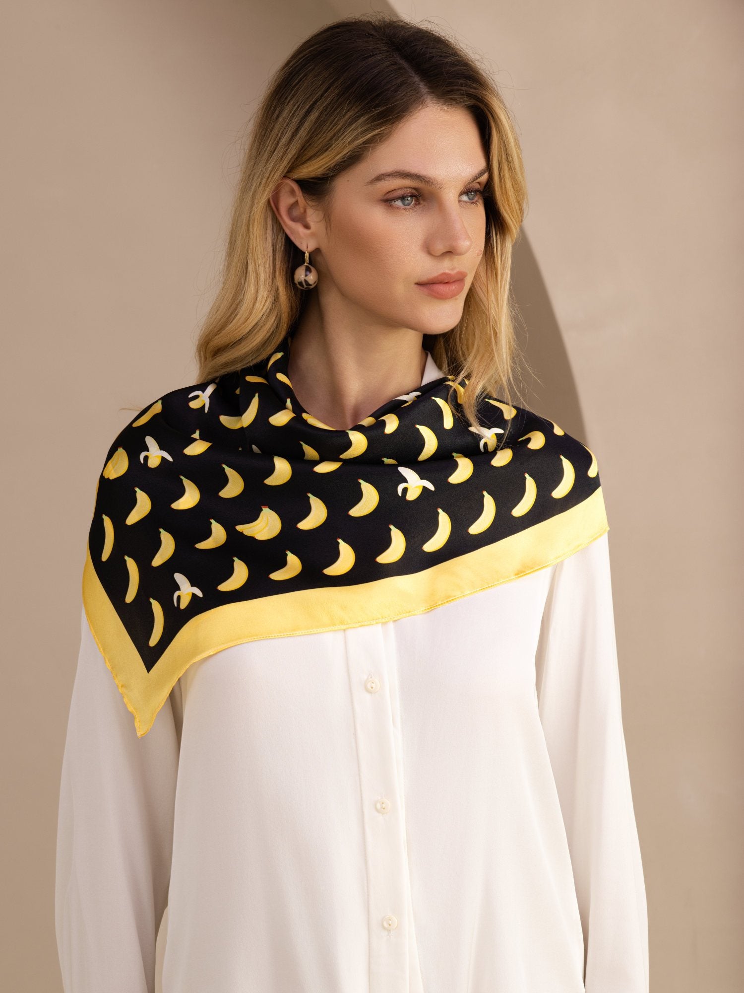 [Musta Banaani] SilkSilky-FI Scarf 002