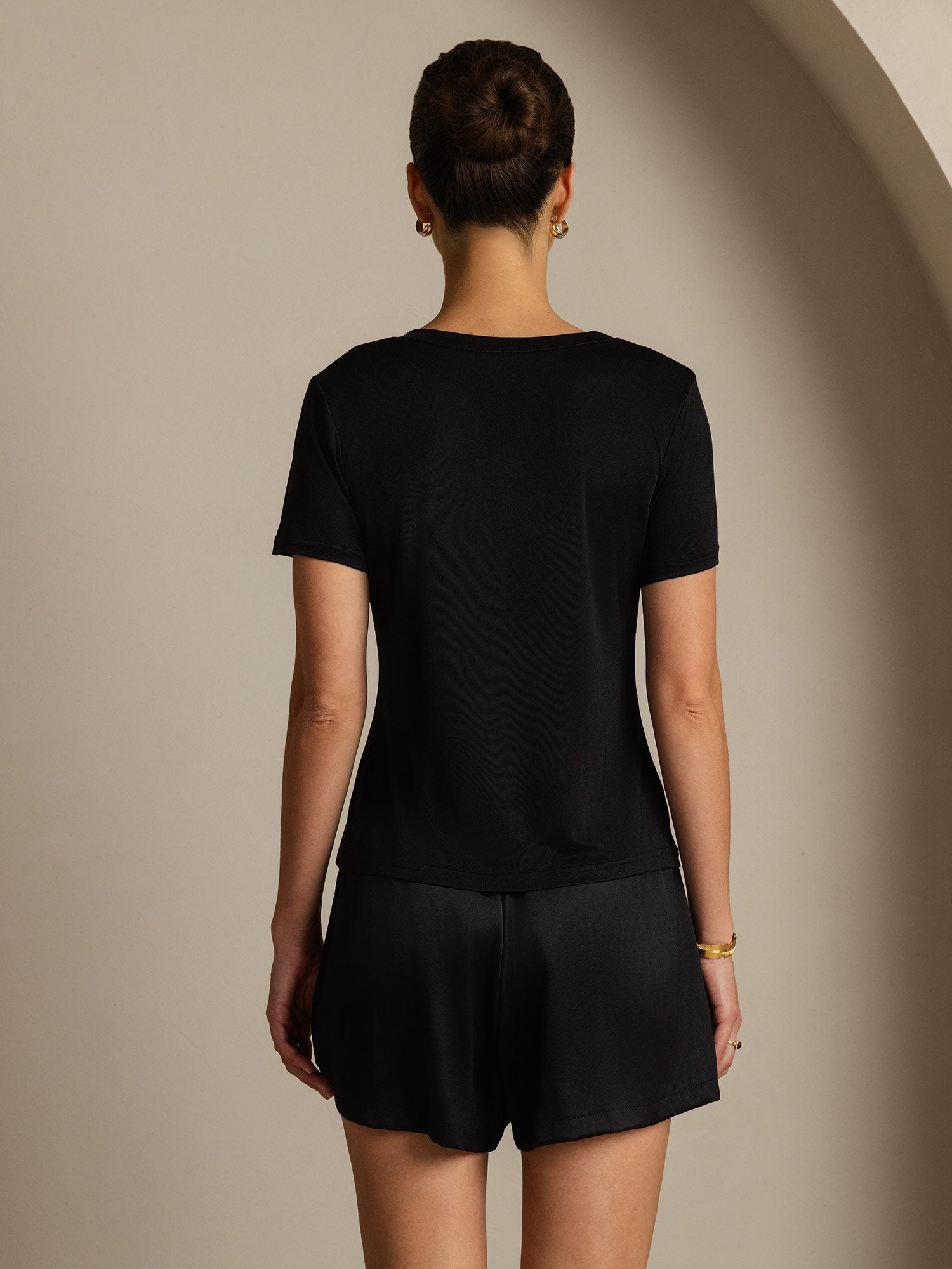[Musta] SilkSilky-FI Womens T-Shirt 002