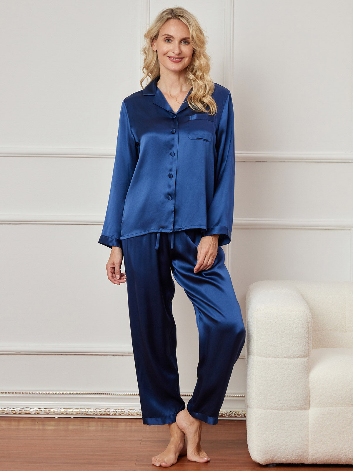 [Tummansininen] SilkSilky-FI Womens Pajamas 001