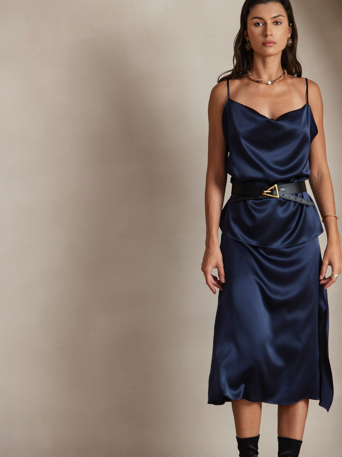 [Tummansininen] SilkSilky-FI 19Momme Camisoles 003