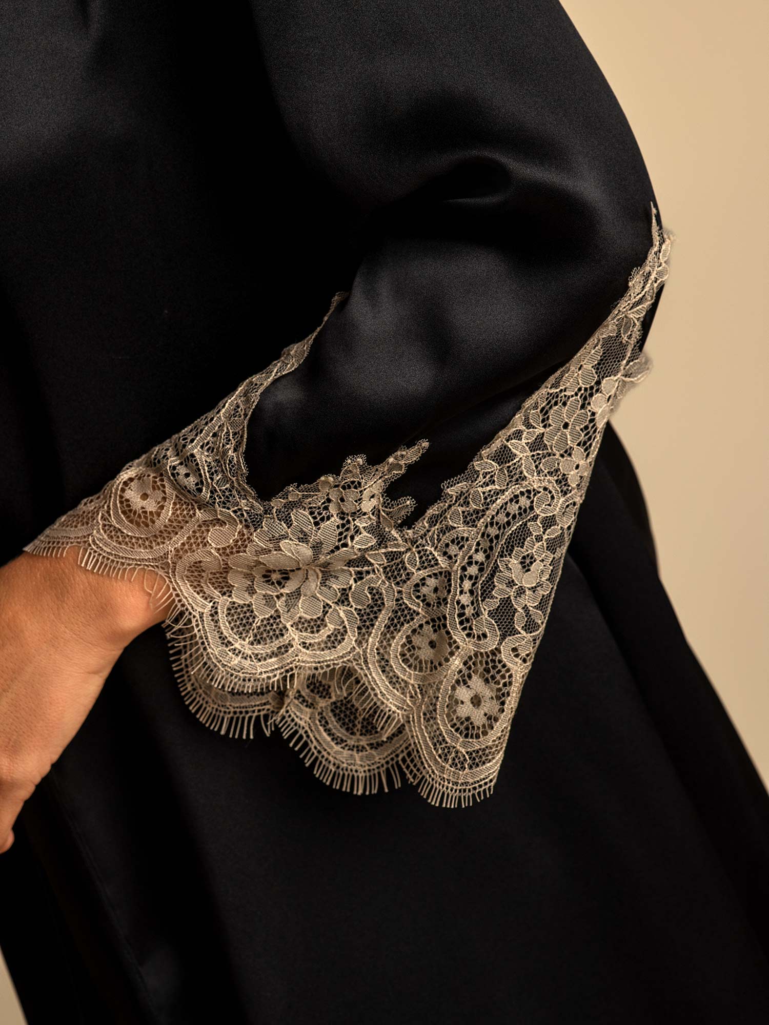 [Musta] SilkSilky-FI Nightgown&Robe Set 004,