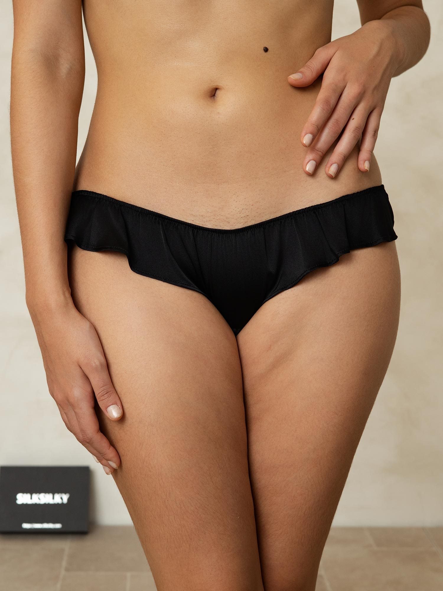 [Musta] SilkSilky-FI 19Momme Panty 004