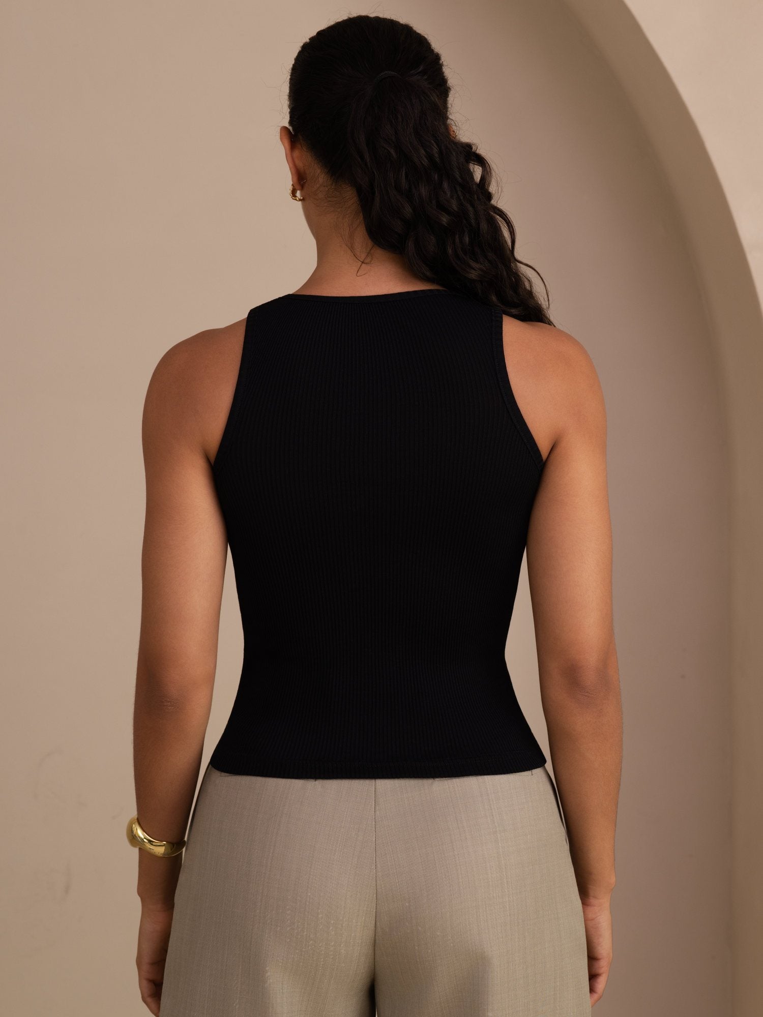 [Musta] SilkSilky-FI Sleeveless Deep V Neck Camisole Top 002