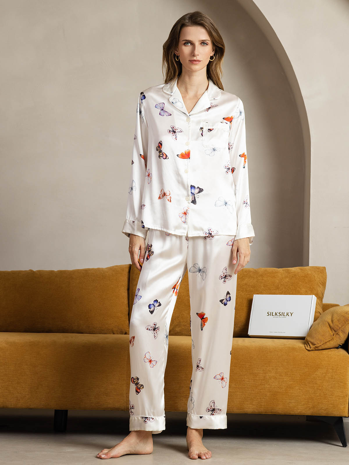 [Valkoinen Perhonen] SilkSilky-FI Womens Pajamas 001