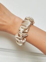 [Beige] SilkSilky-FI Scrunchie 001
