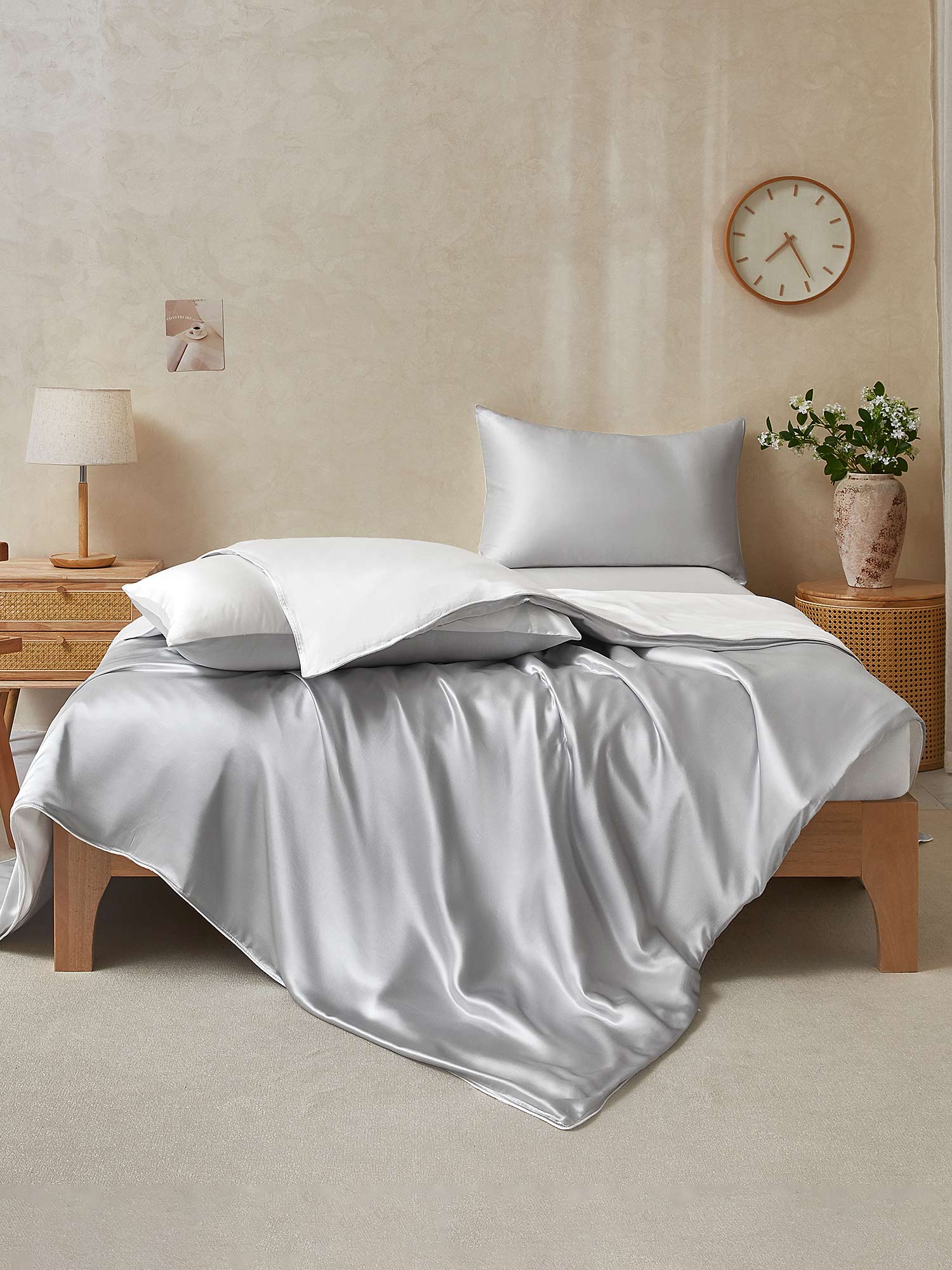 [VaaleanHarmaa+Valkoinen] SilkSilky-FI 25Momme Bedding Set 002,