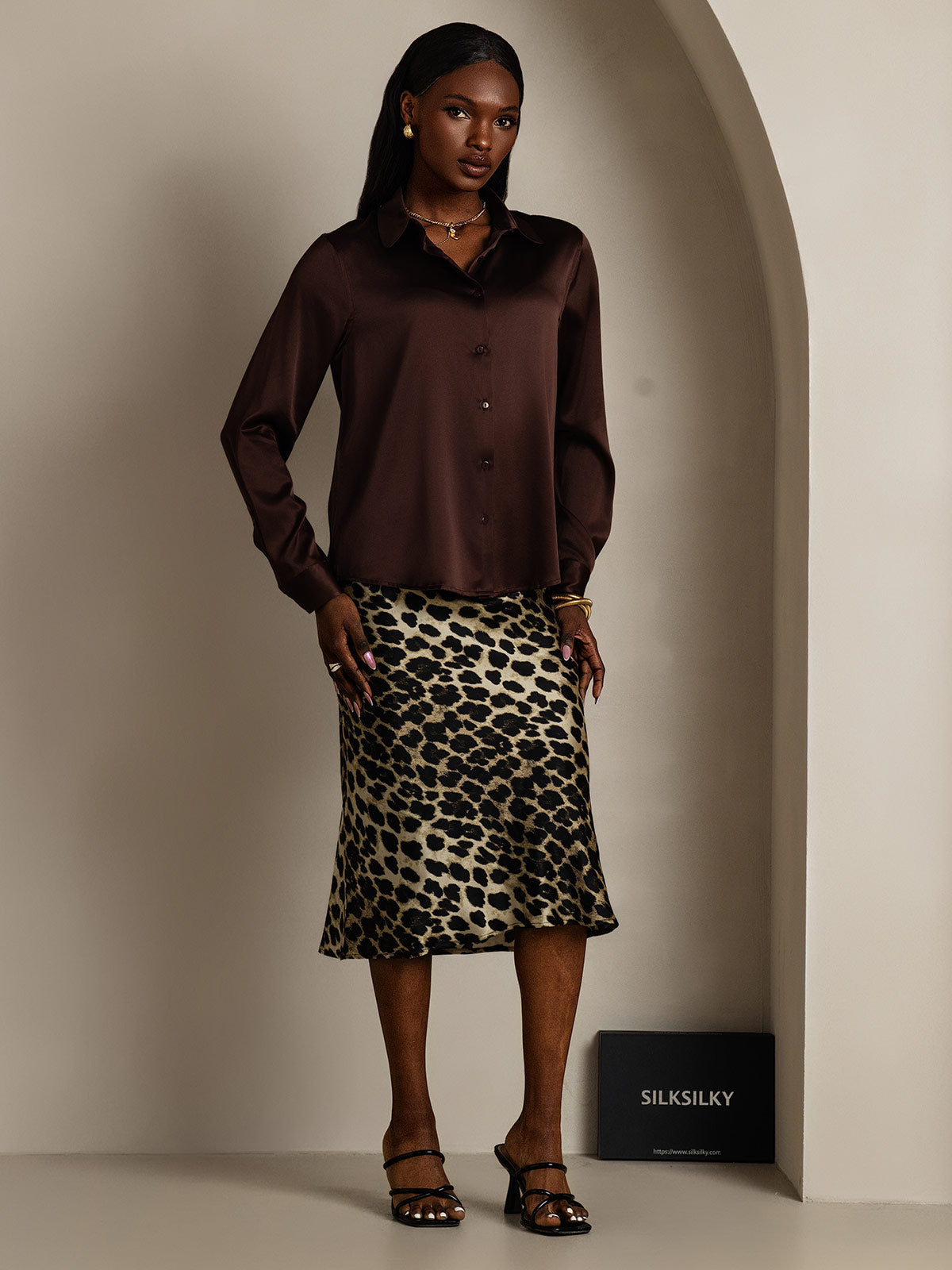 [Tumma Suklaa] SilkSilky-FI Womens Shirt 007