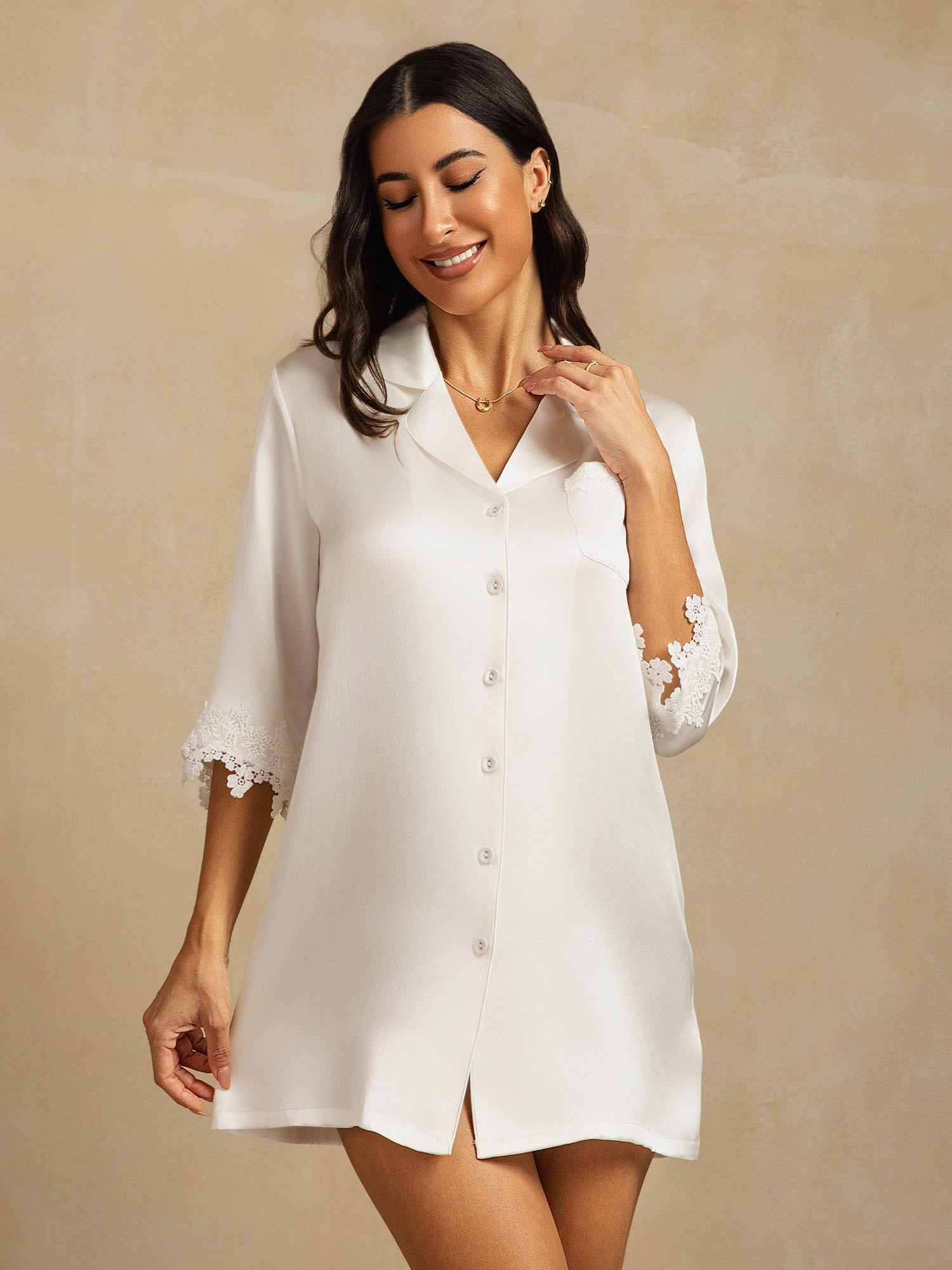 [Valkoinen] SilkSilky-FI Nightshirt 005