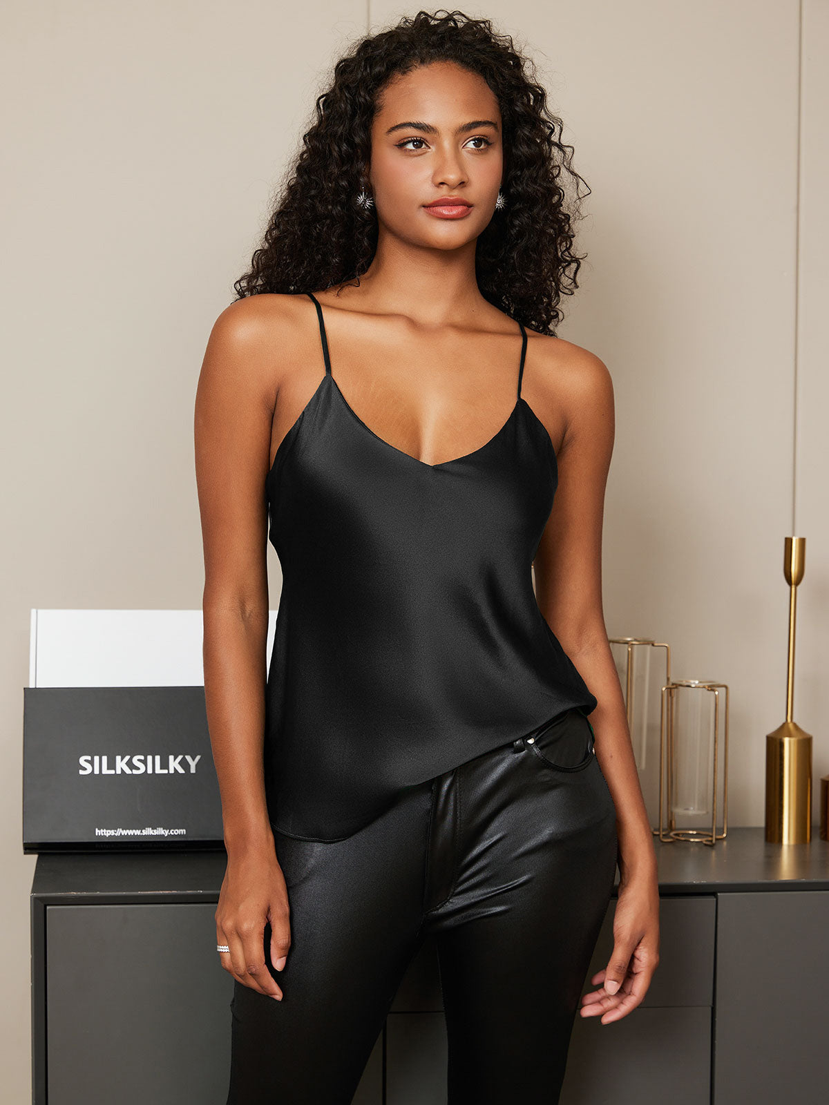 [Musta] SilkSilky-FI Camisoles 005